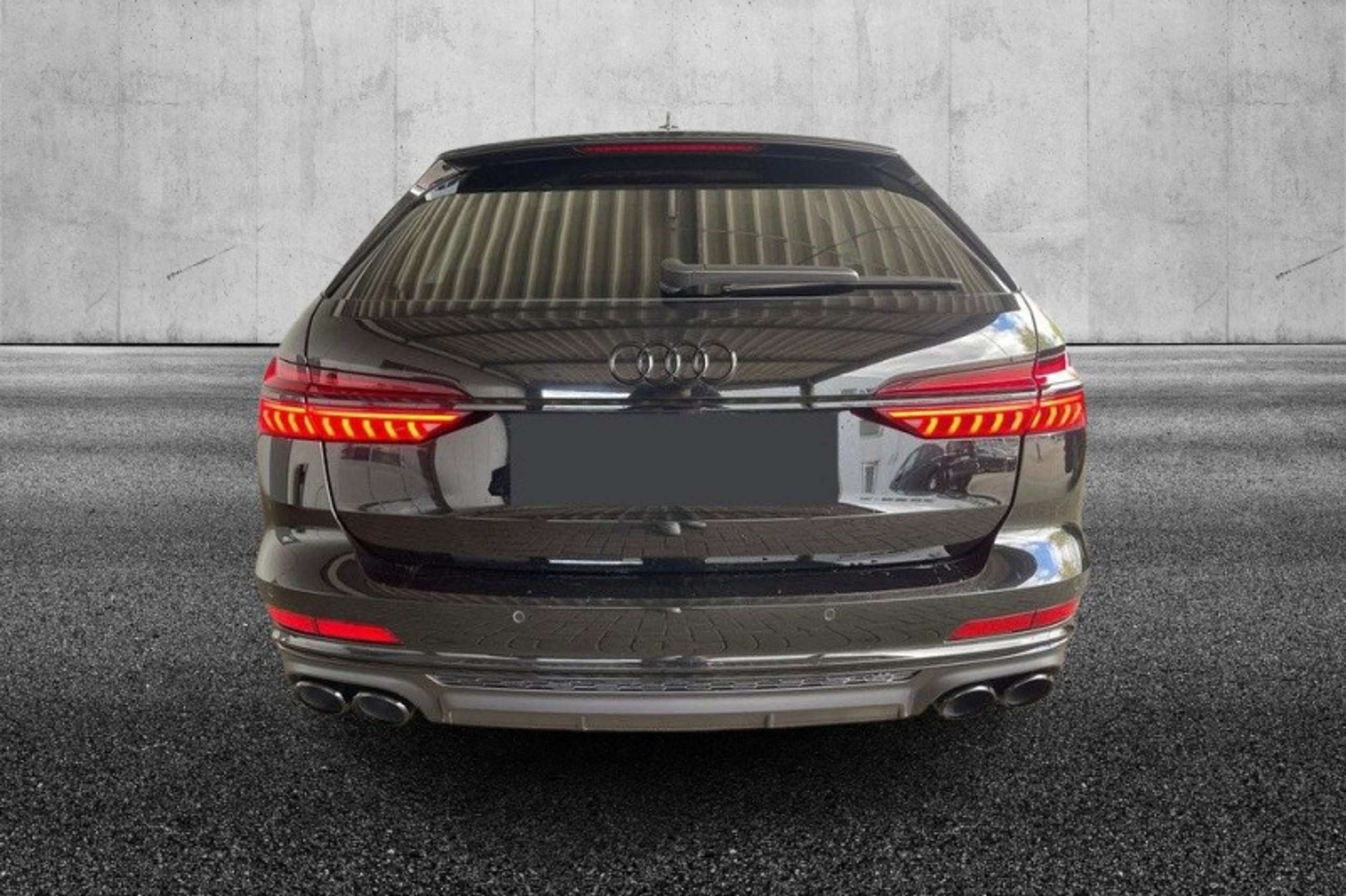 Audi - S6