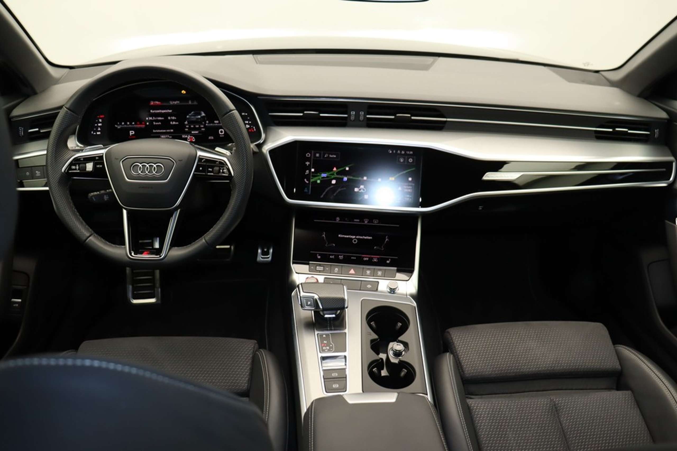 Audi - S6