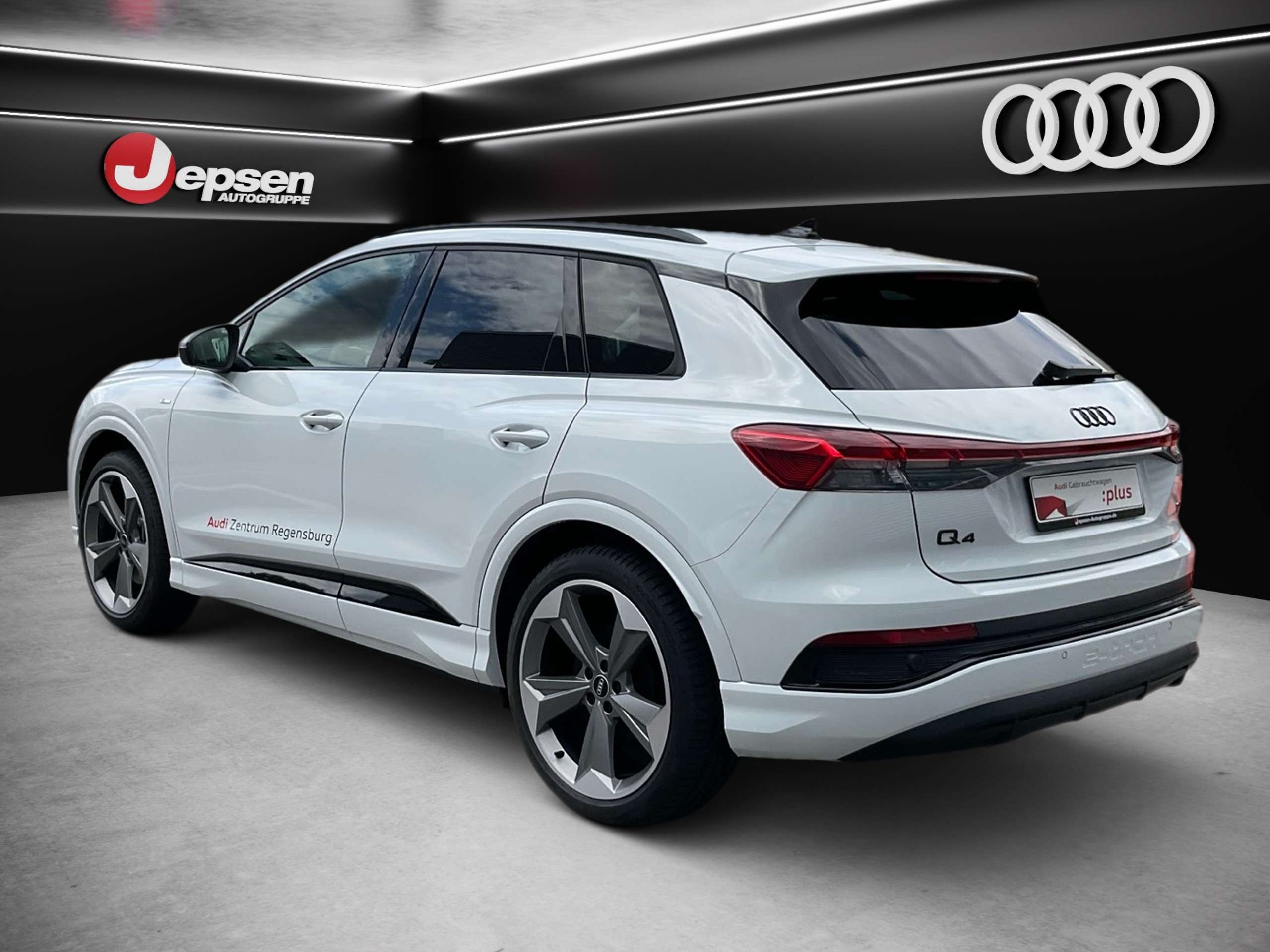 Audi - Q4 e-tron