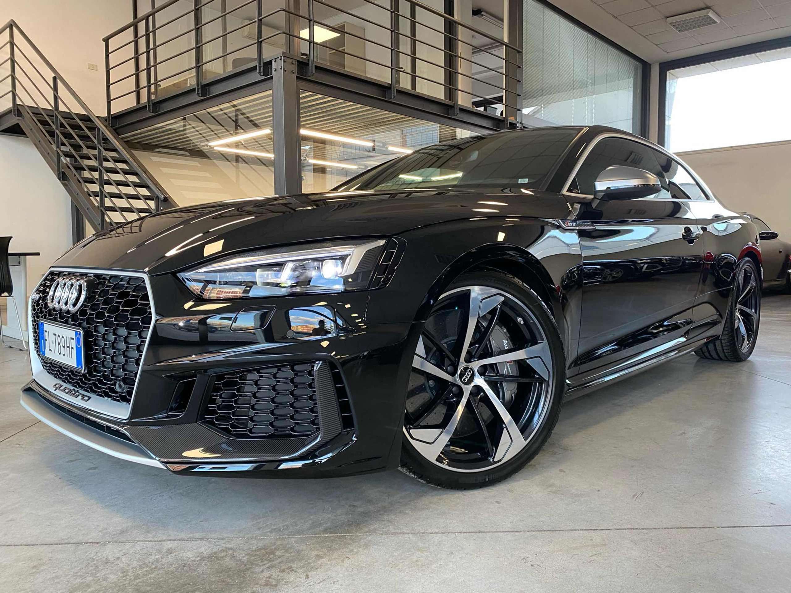 Audi - RS5