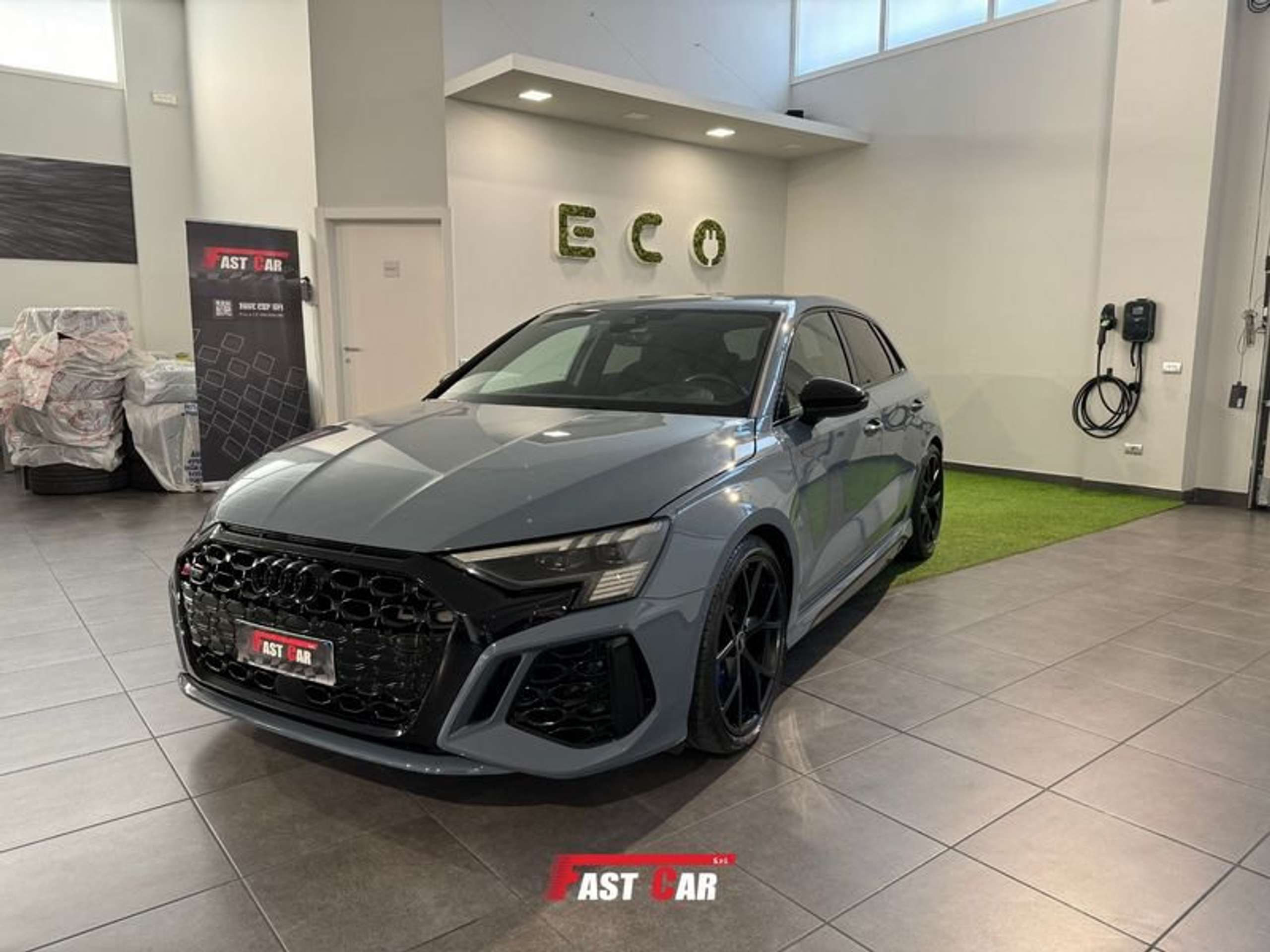 Audi - RS3