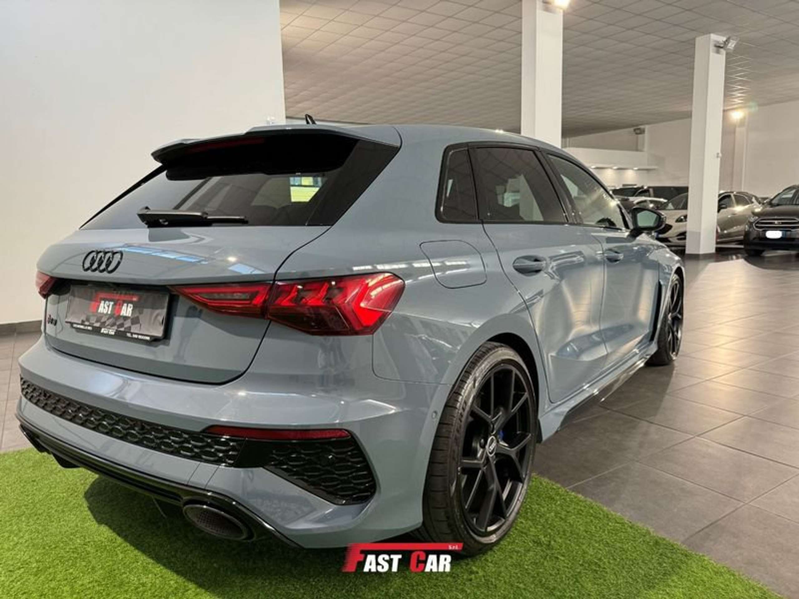 Audi - RS3