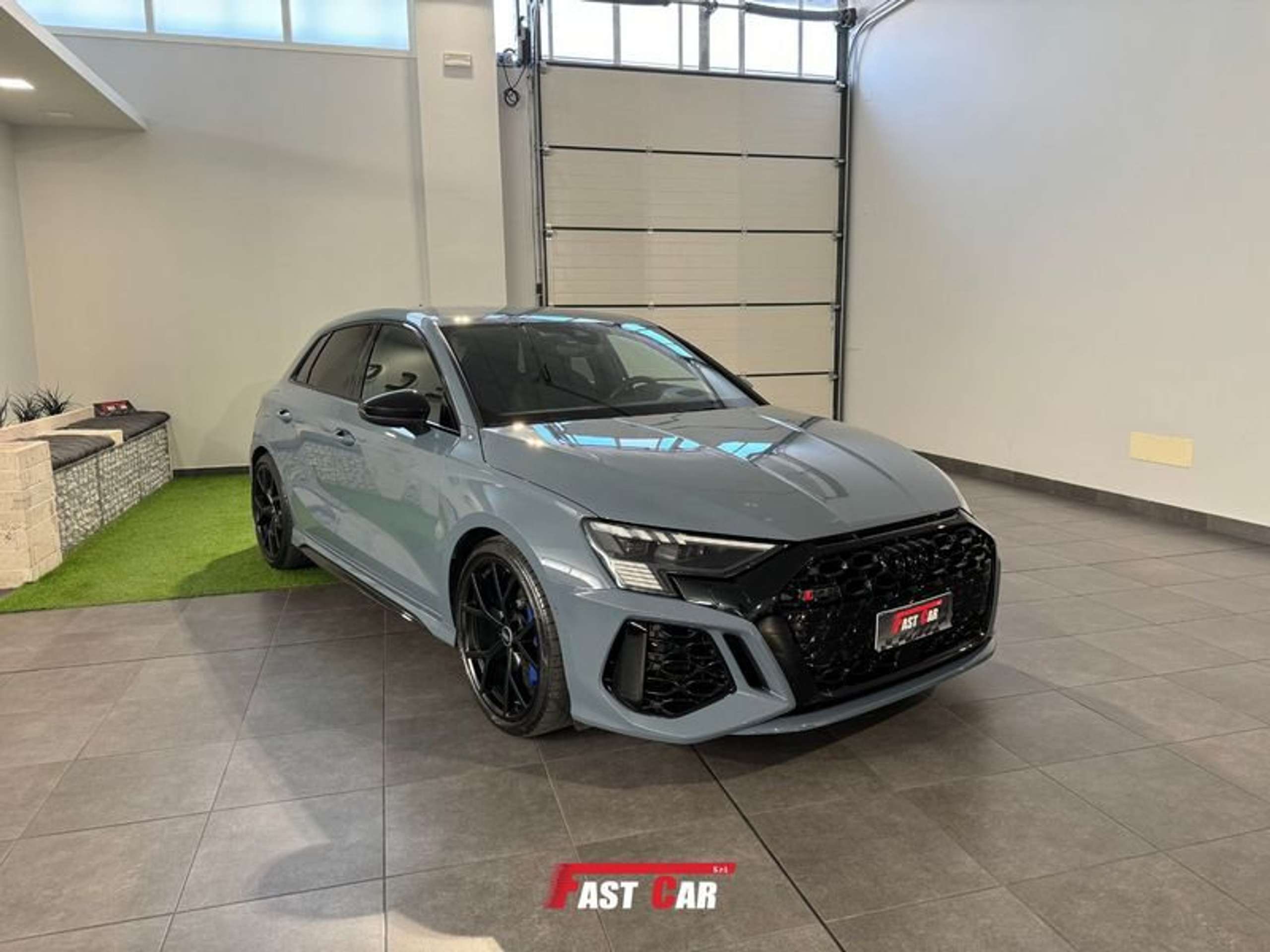 Audi - RS3