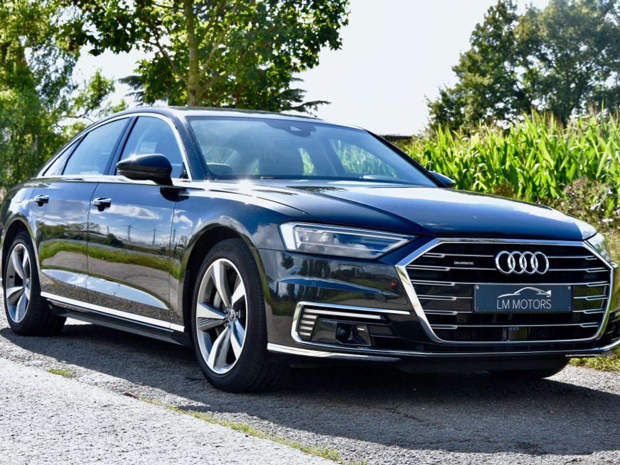 Audi - A8