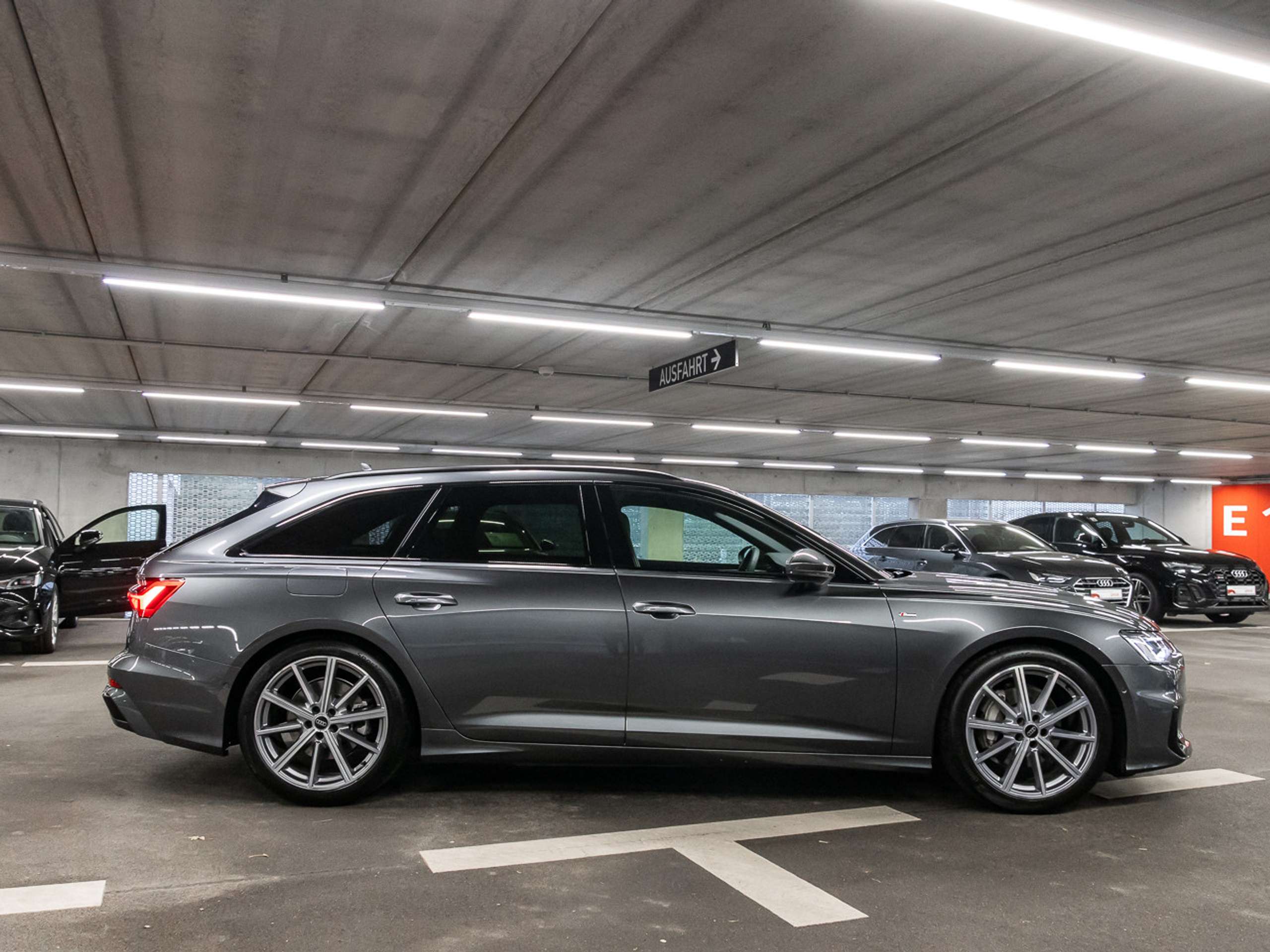 Audi - A6