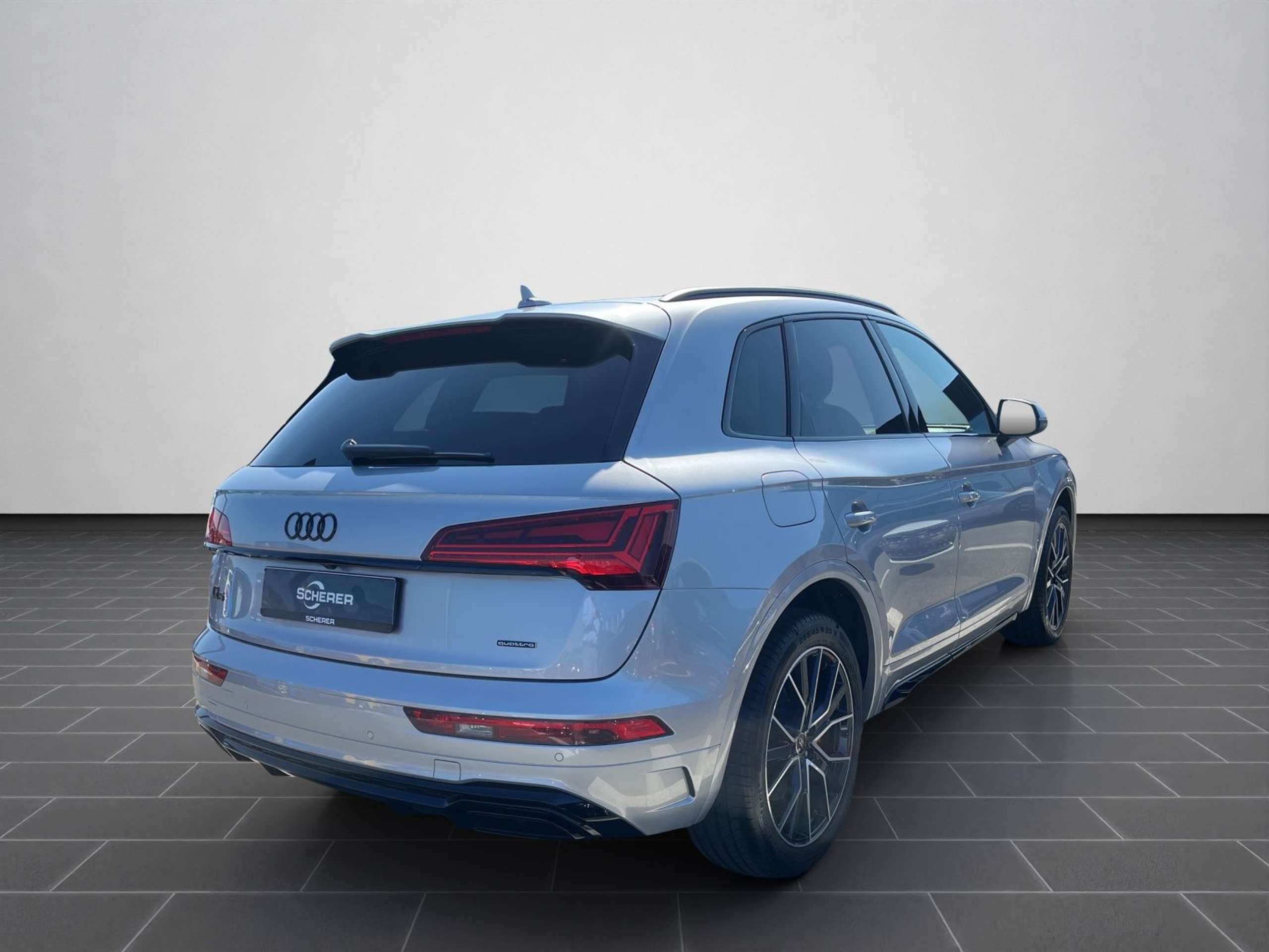 Audi - Q5