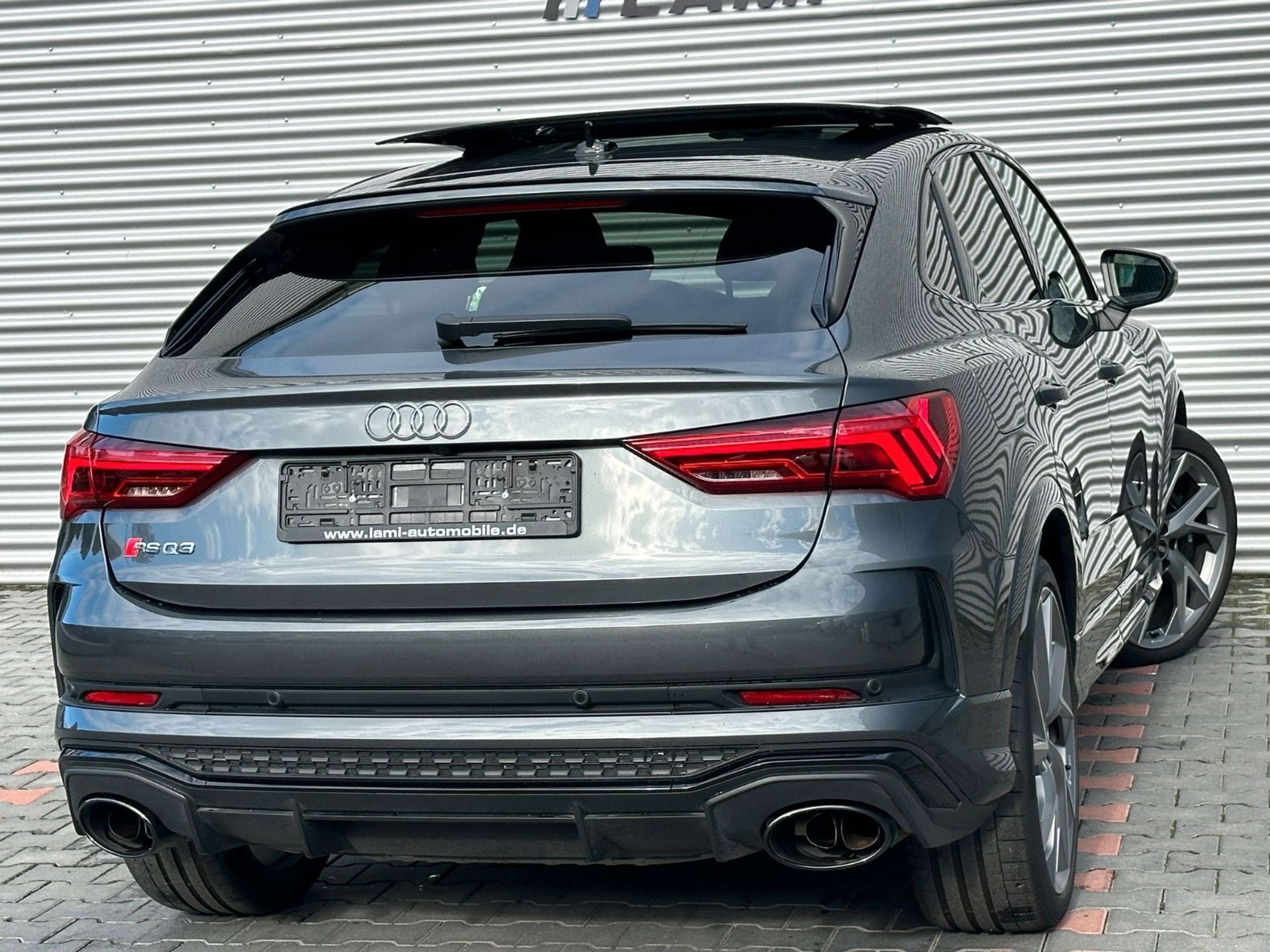 Audi - RS Q3