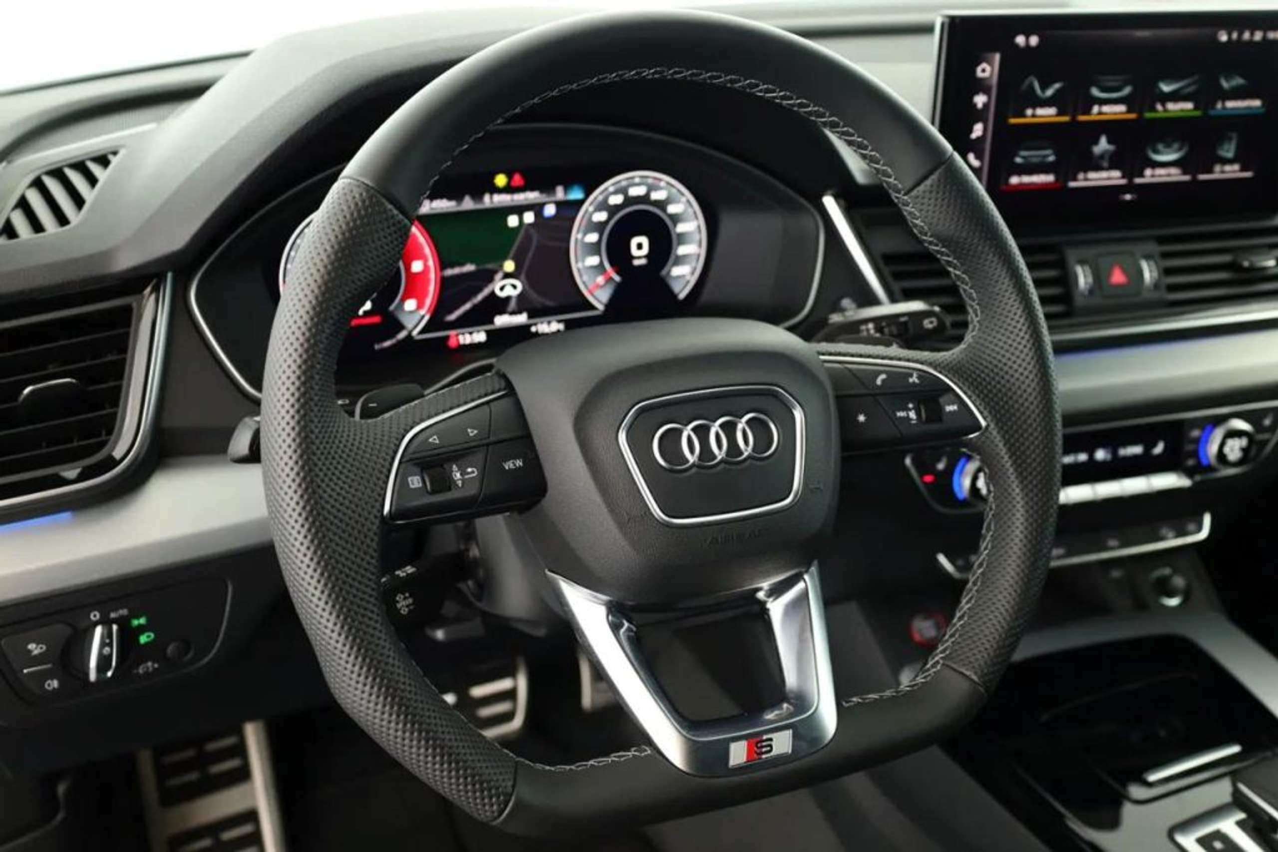 Audi - SQ5