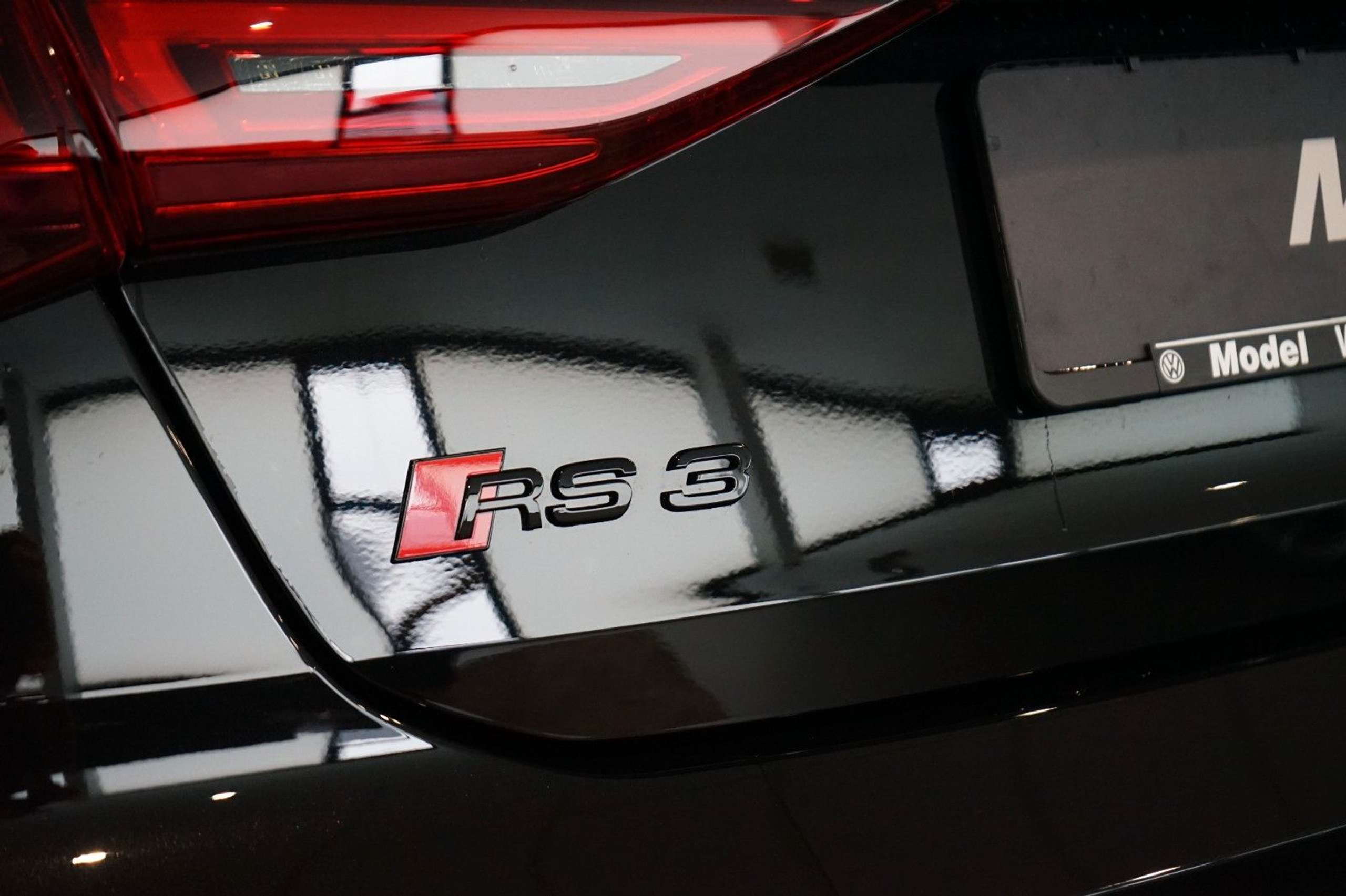 Audi - RS3