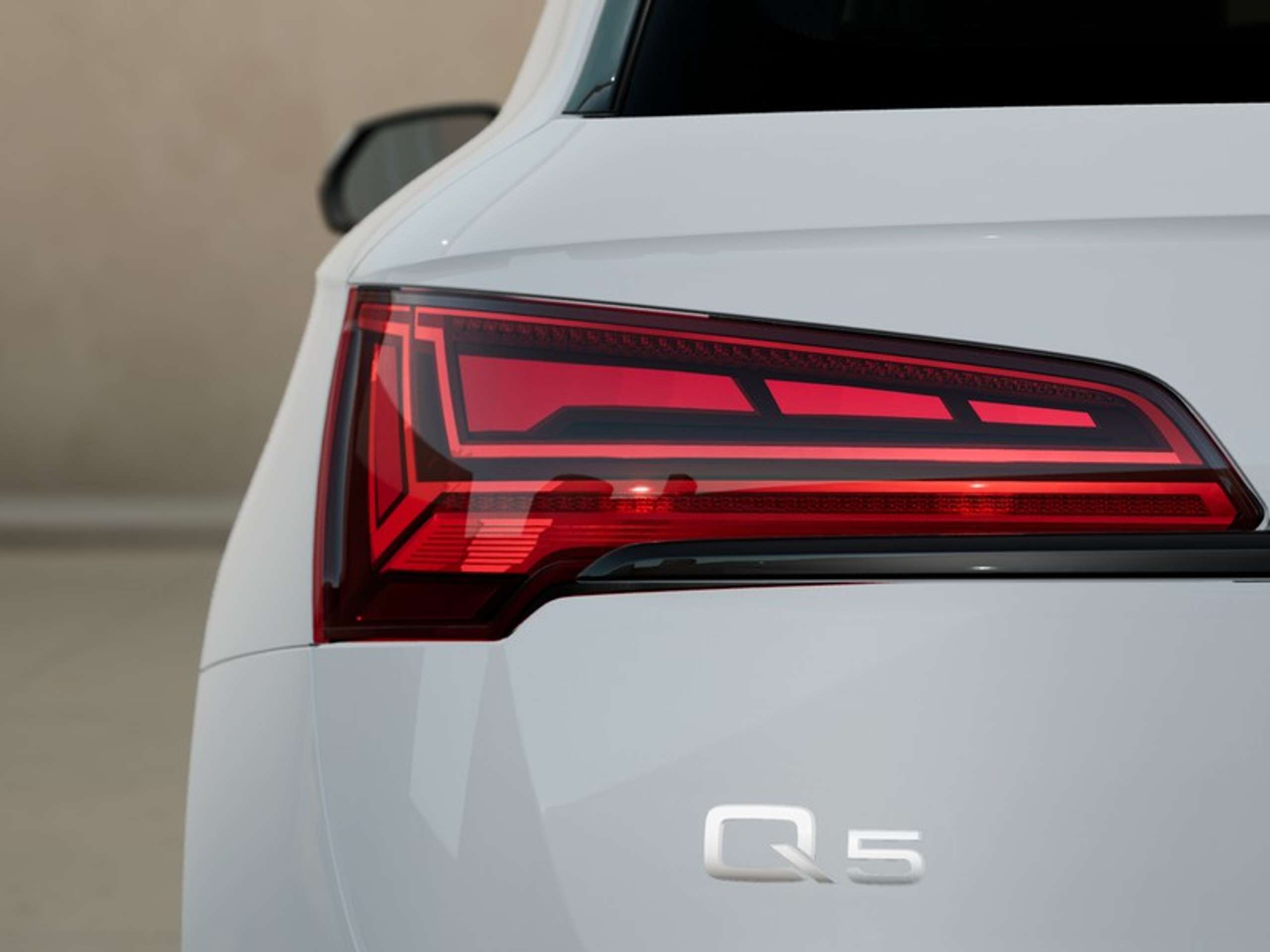 Audi - Q5