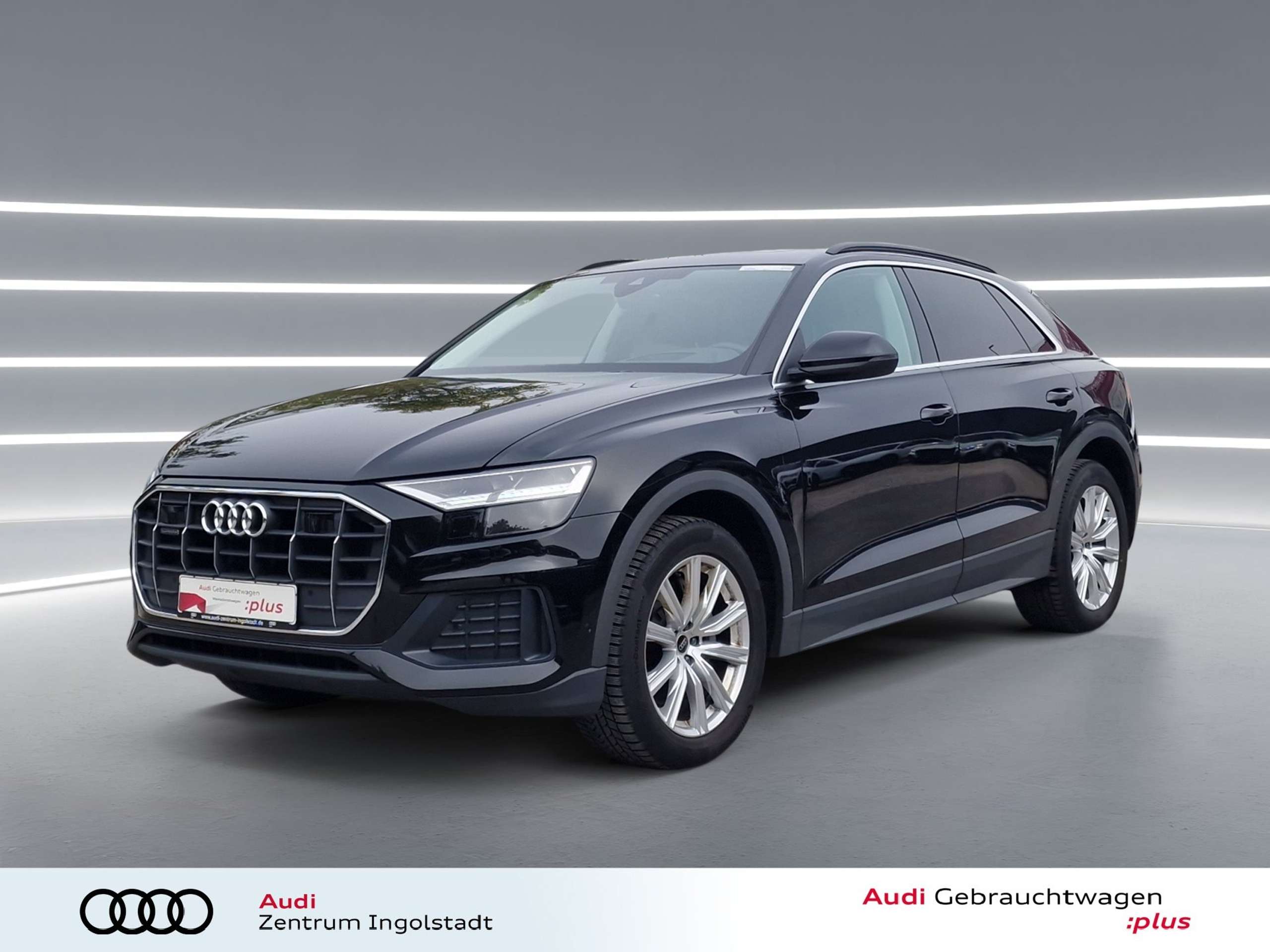 Audi - Q8