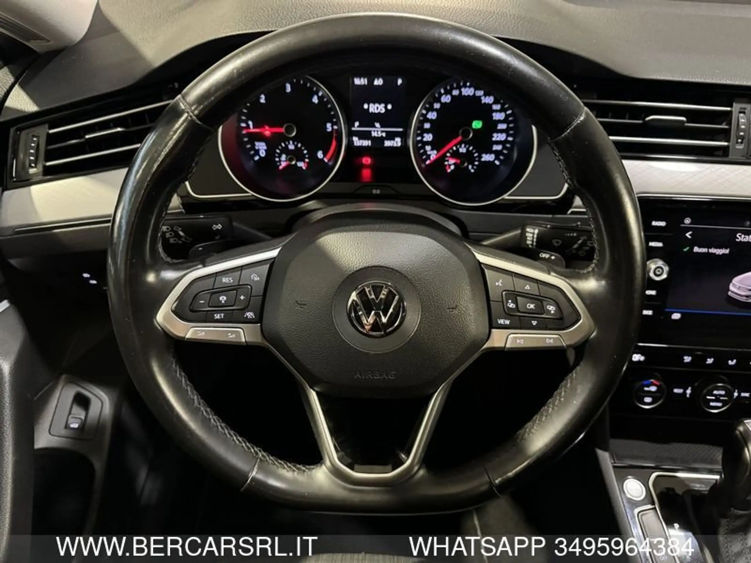 Volkswagen - Passat Variant