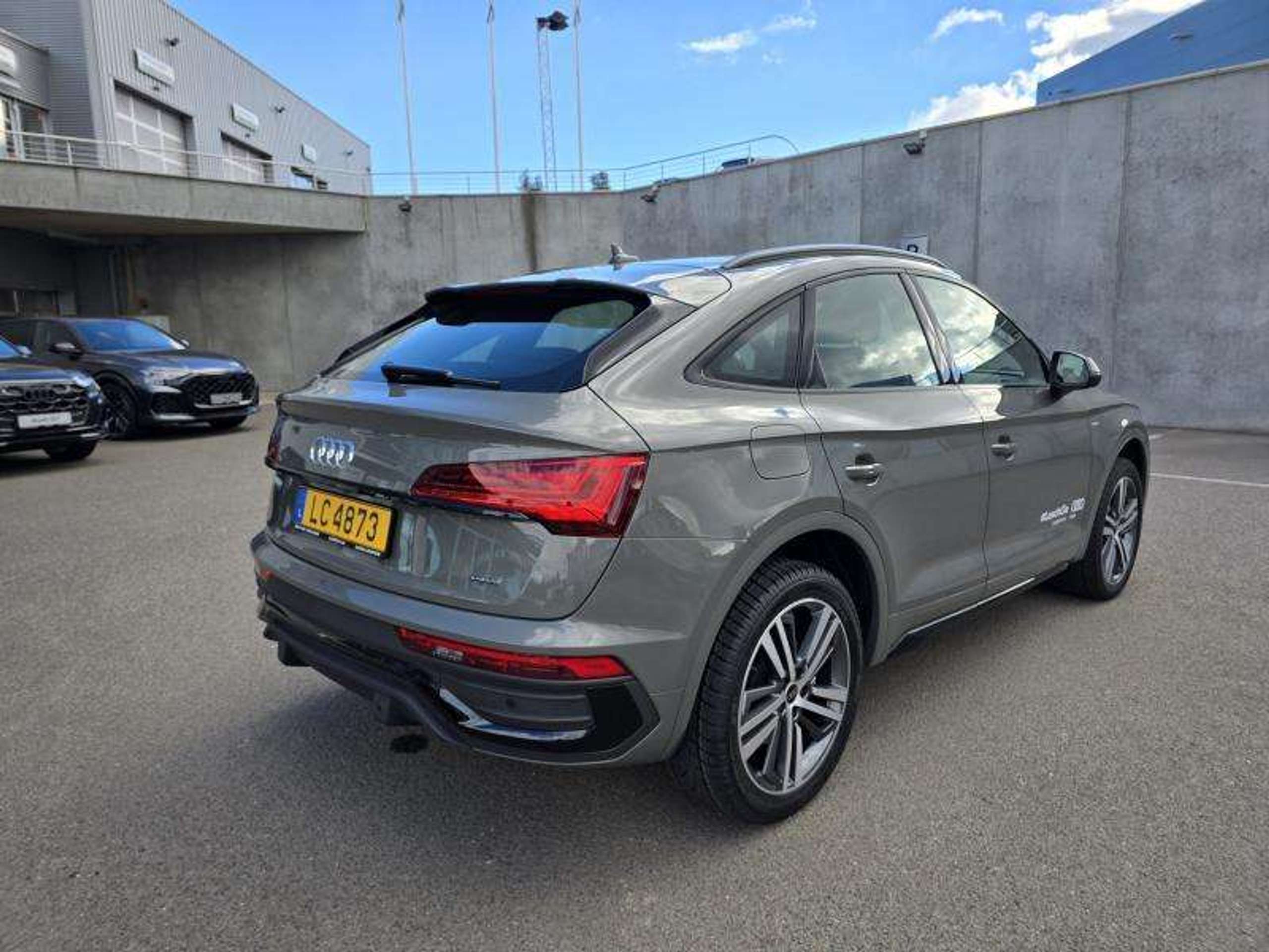 Audi - Q5