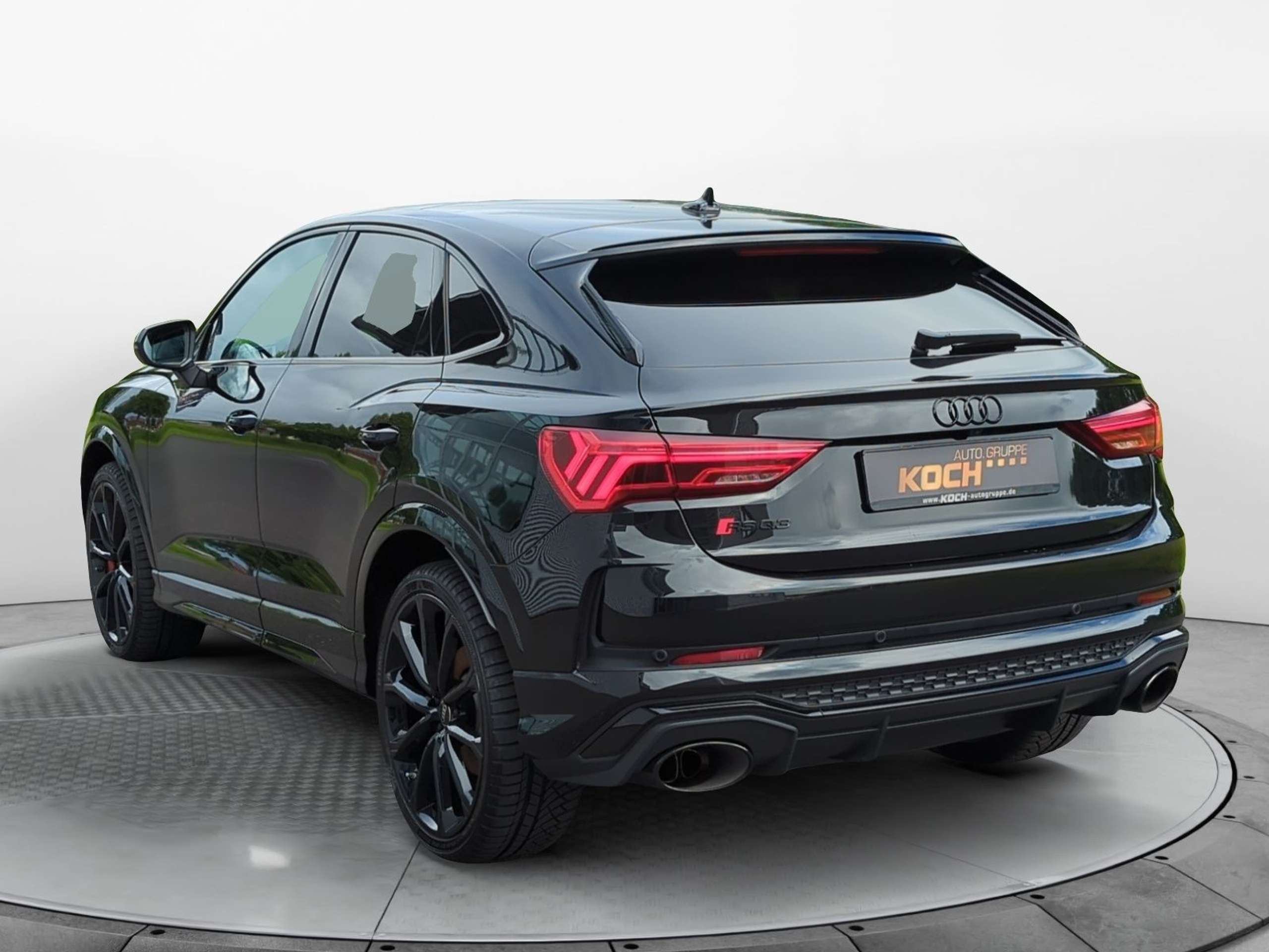 Audi - RS Q3