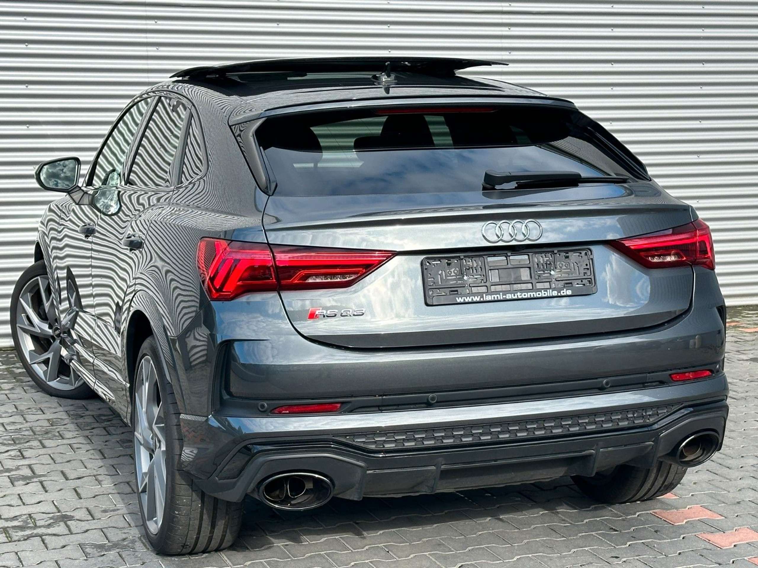 Audi - RS Q3