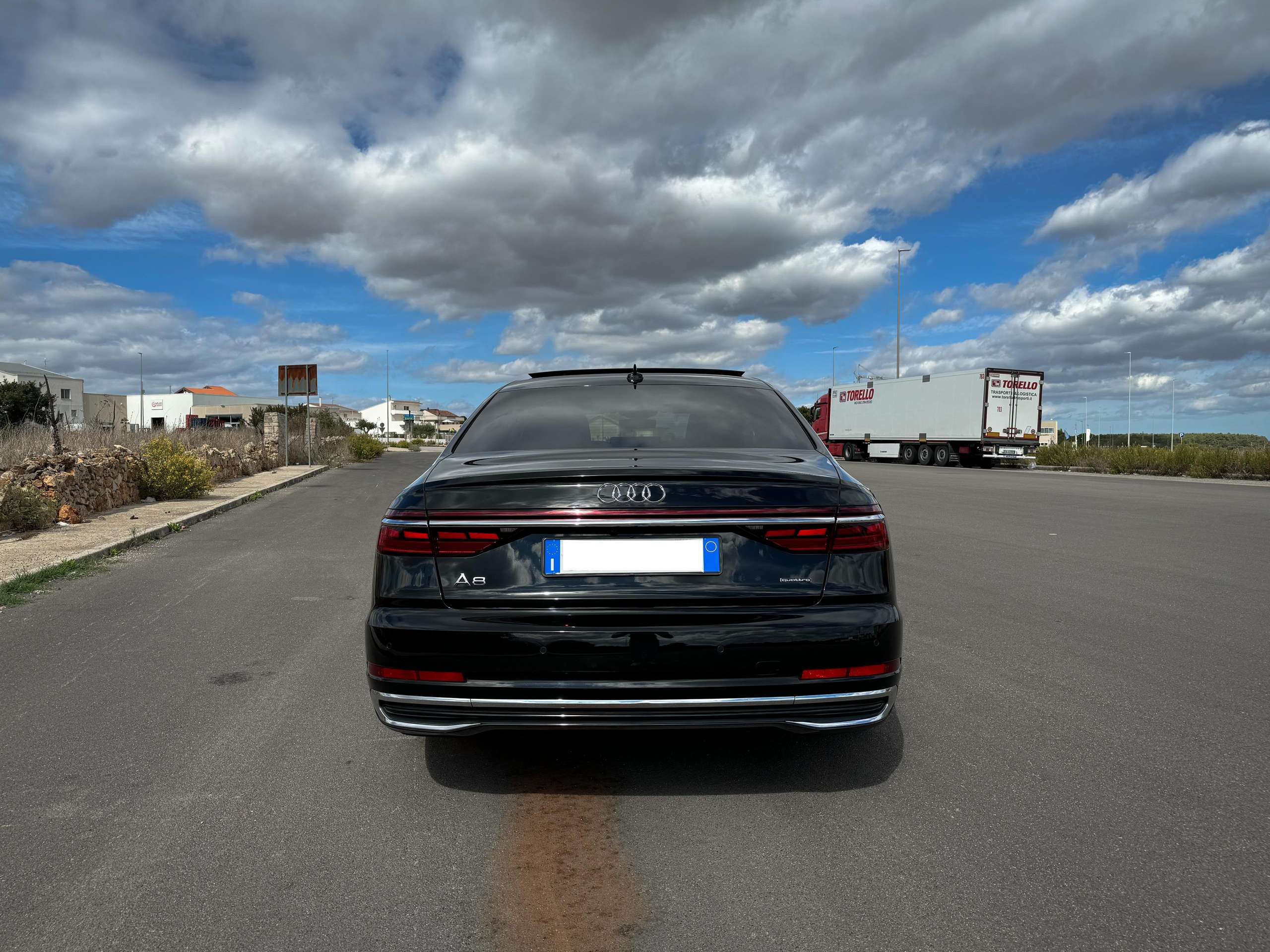 Audi - A8