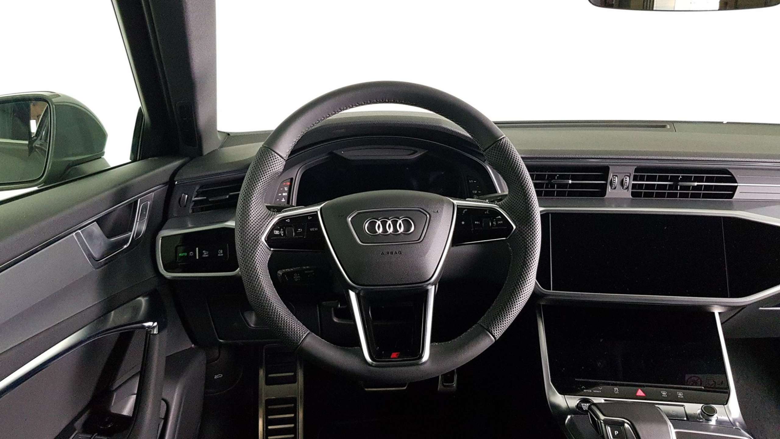 Audi - A6