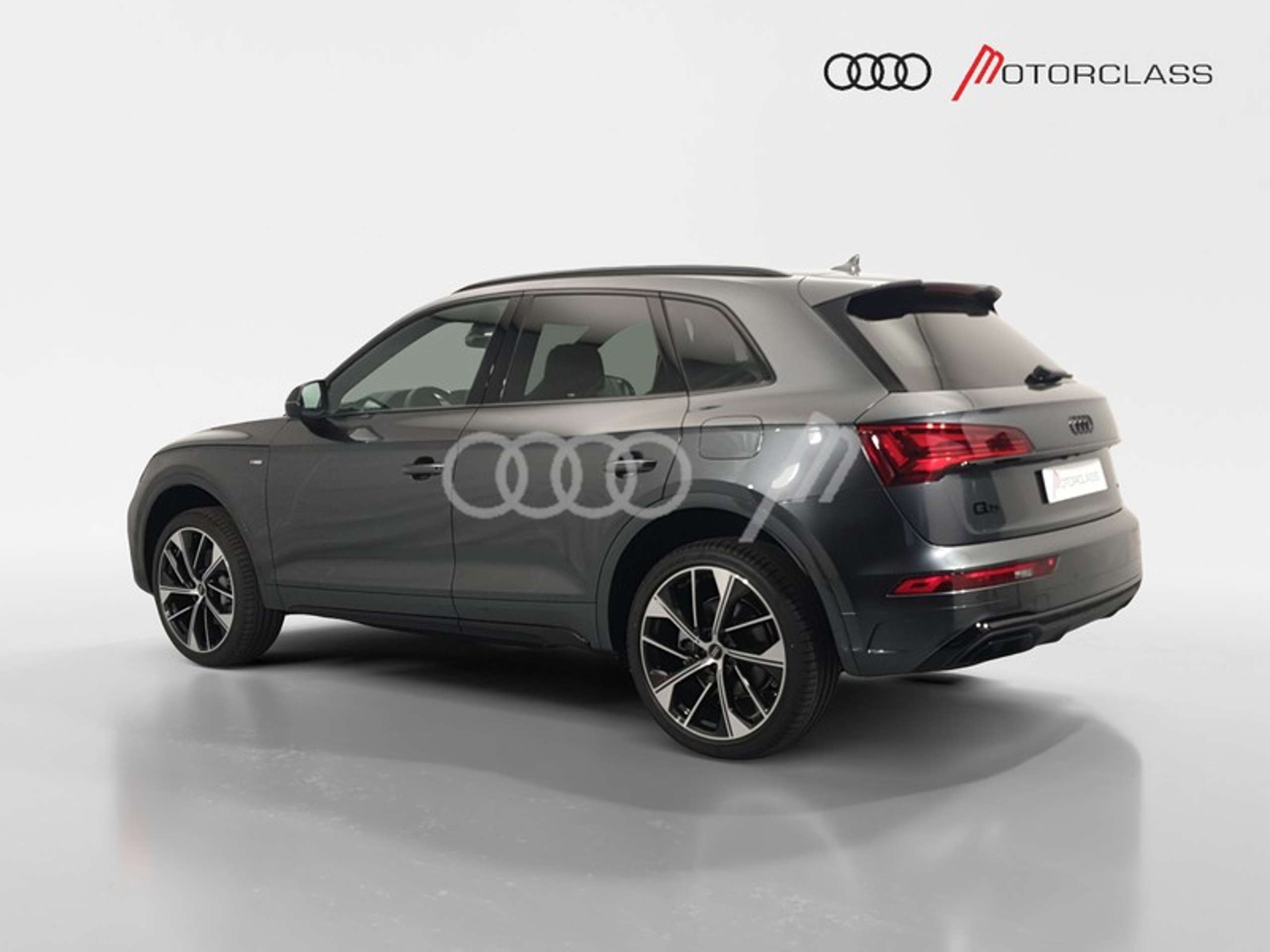 Audi - Q5