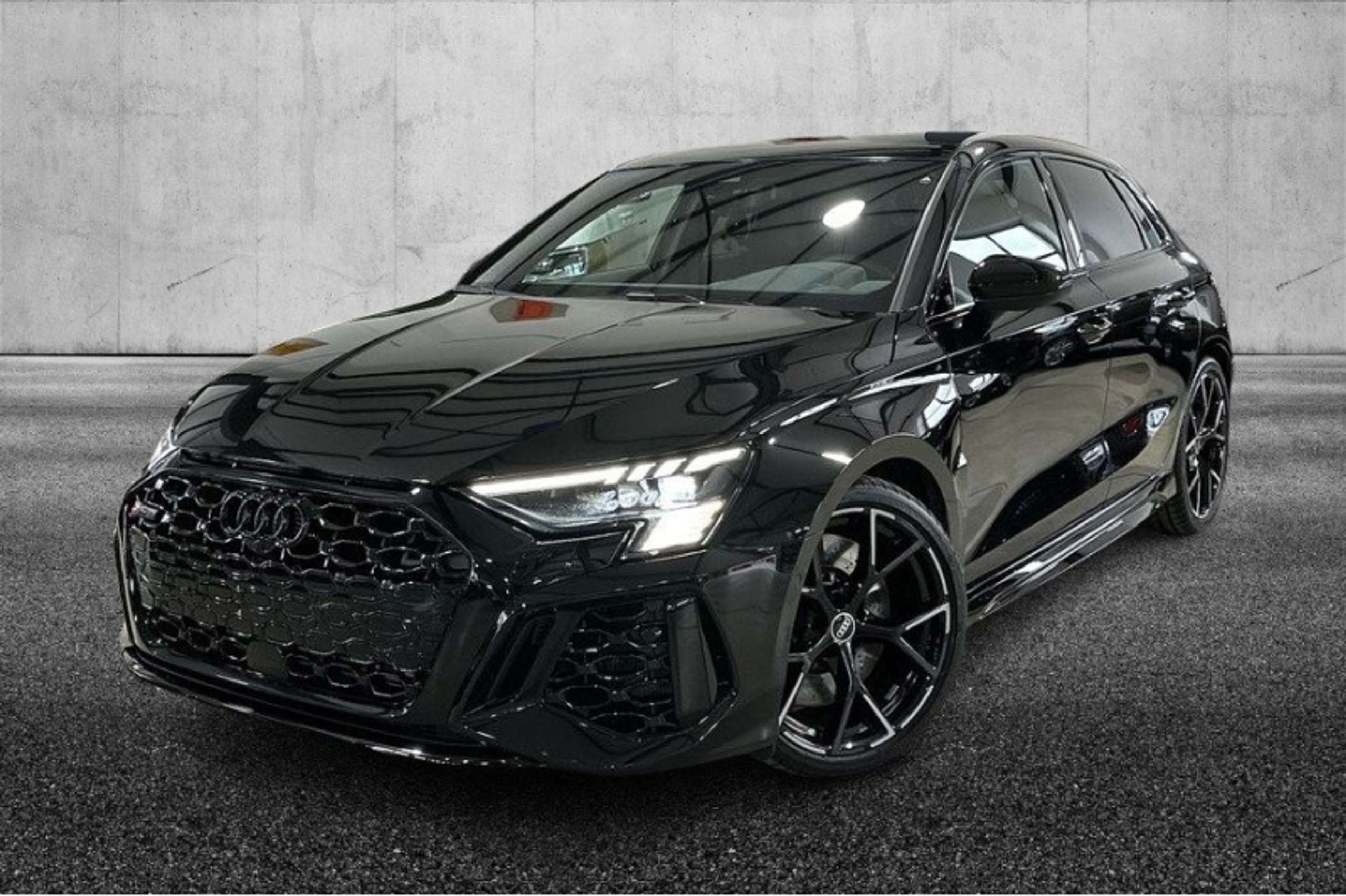 Audi - RS3