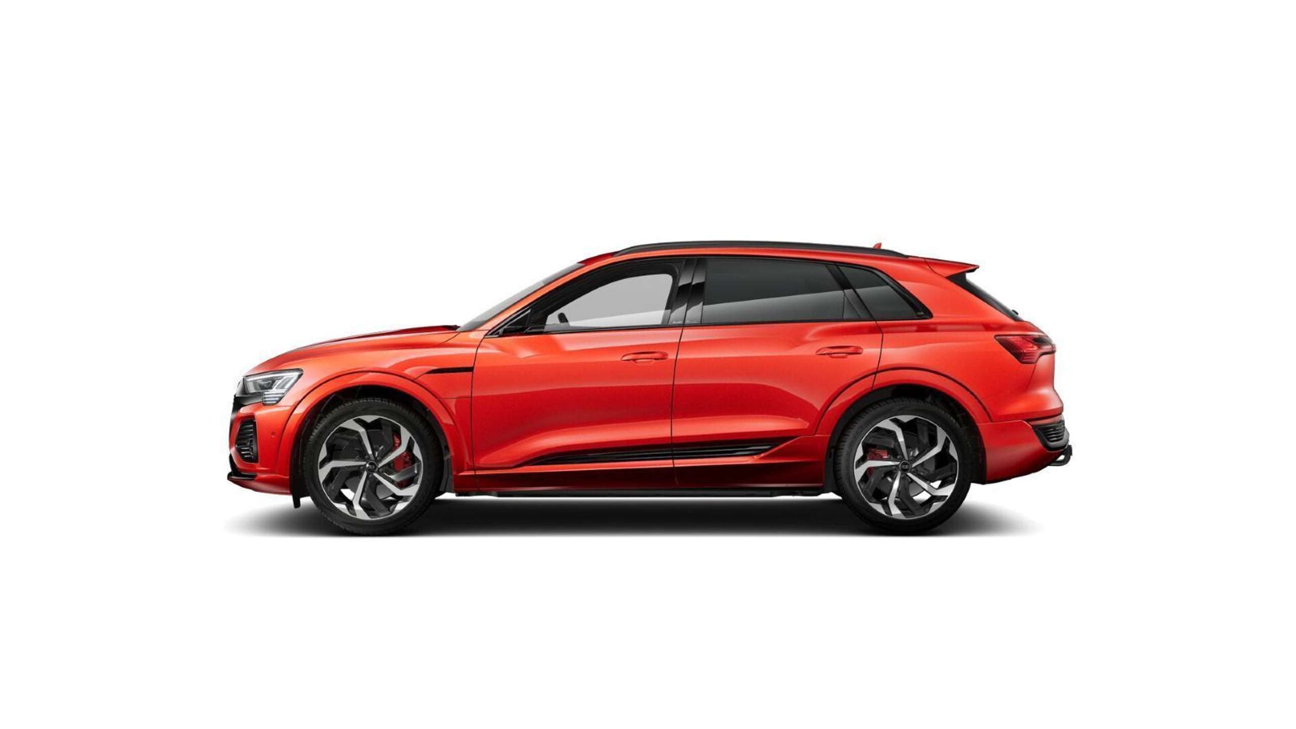 Audi - Q8 e-tron