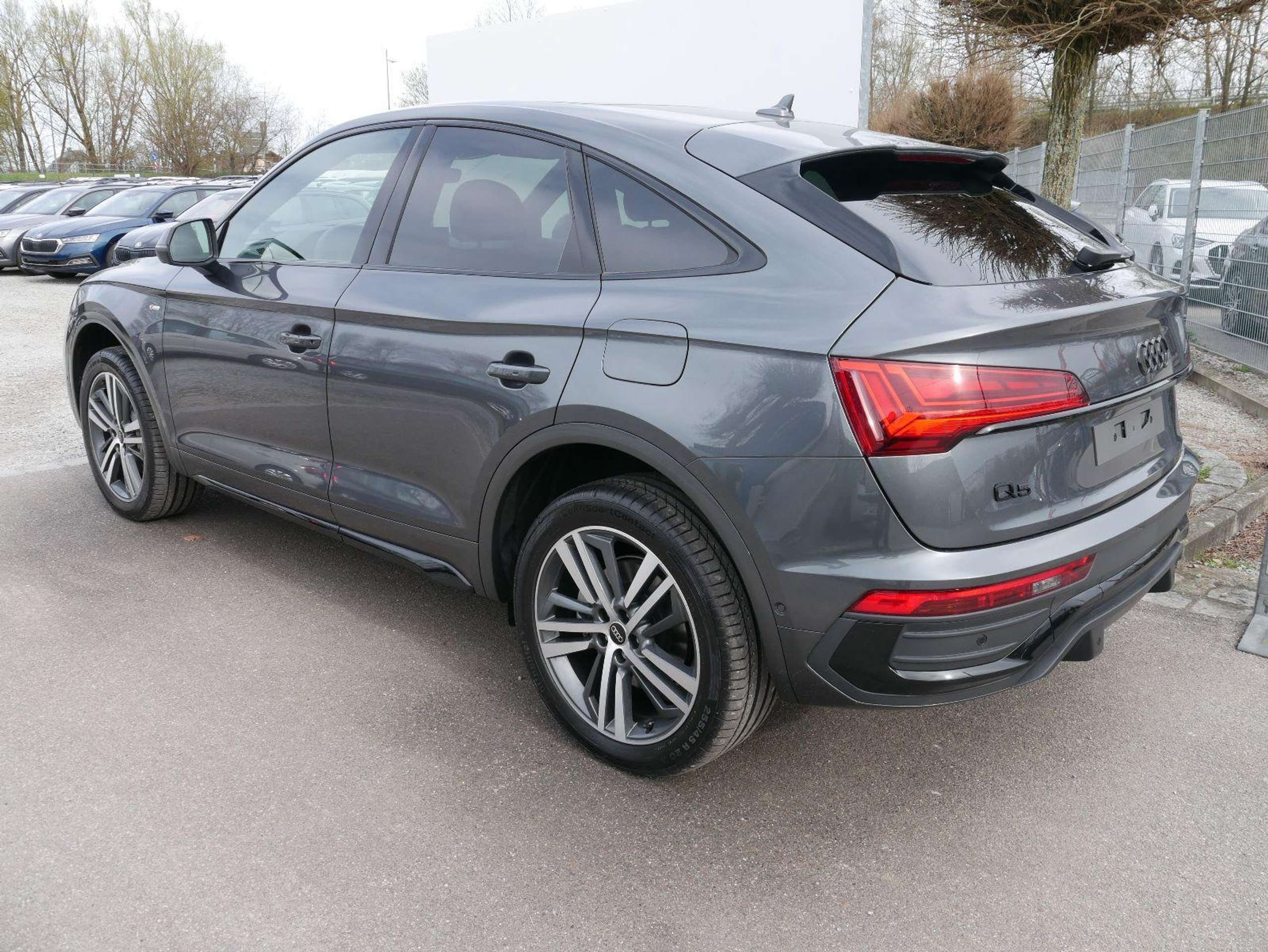 Audi - Q5