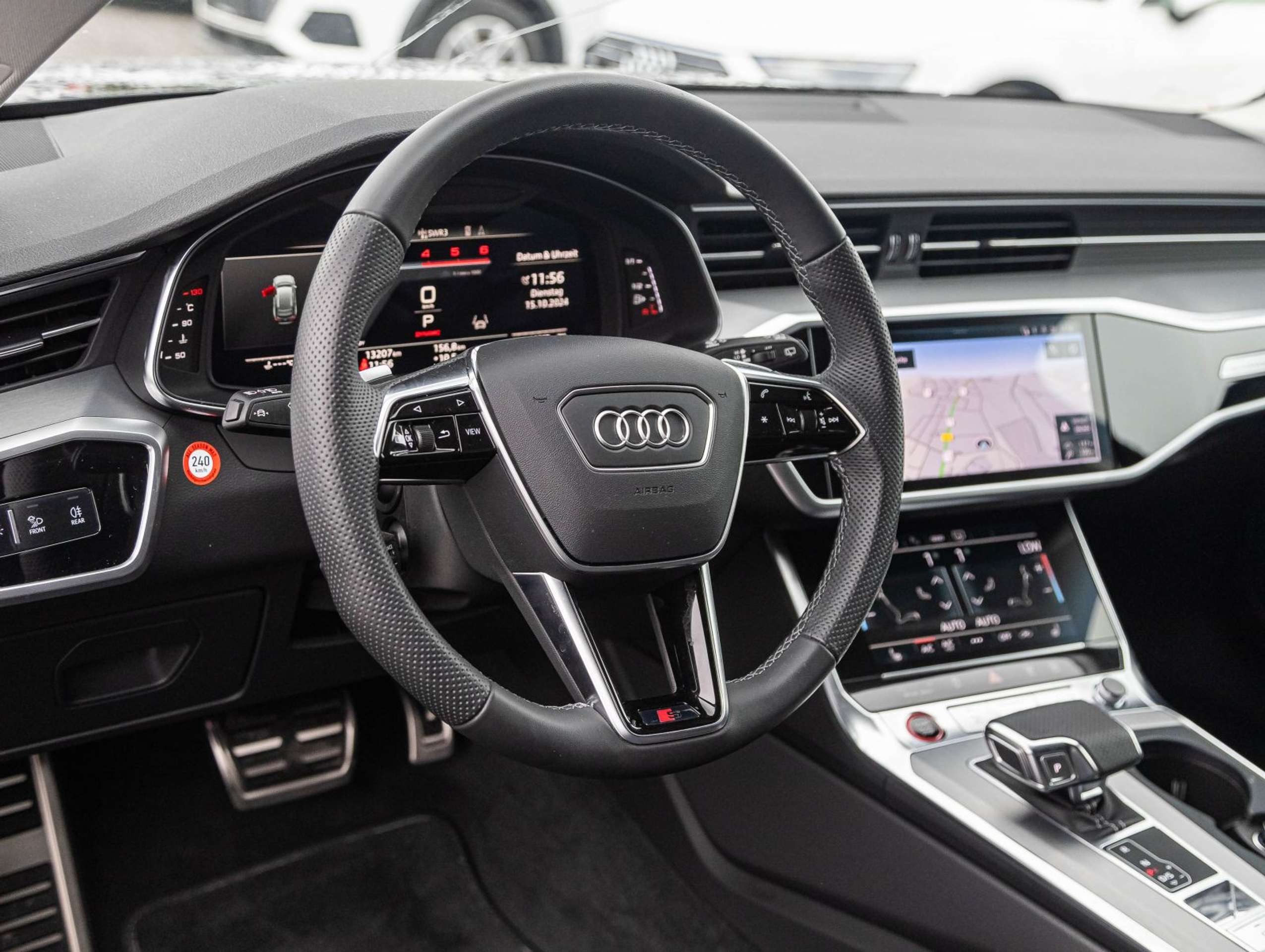 Audi - S6