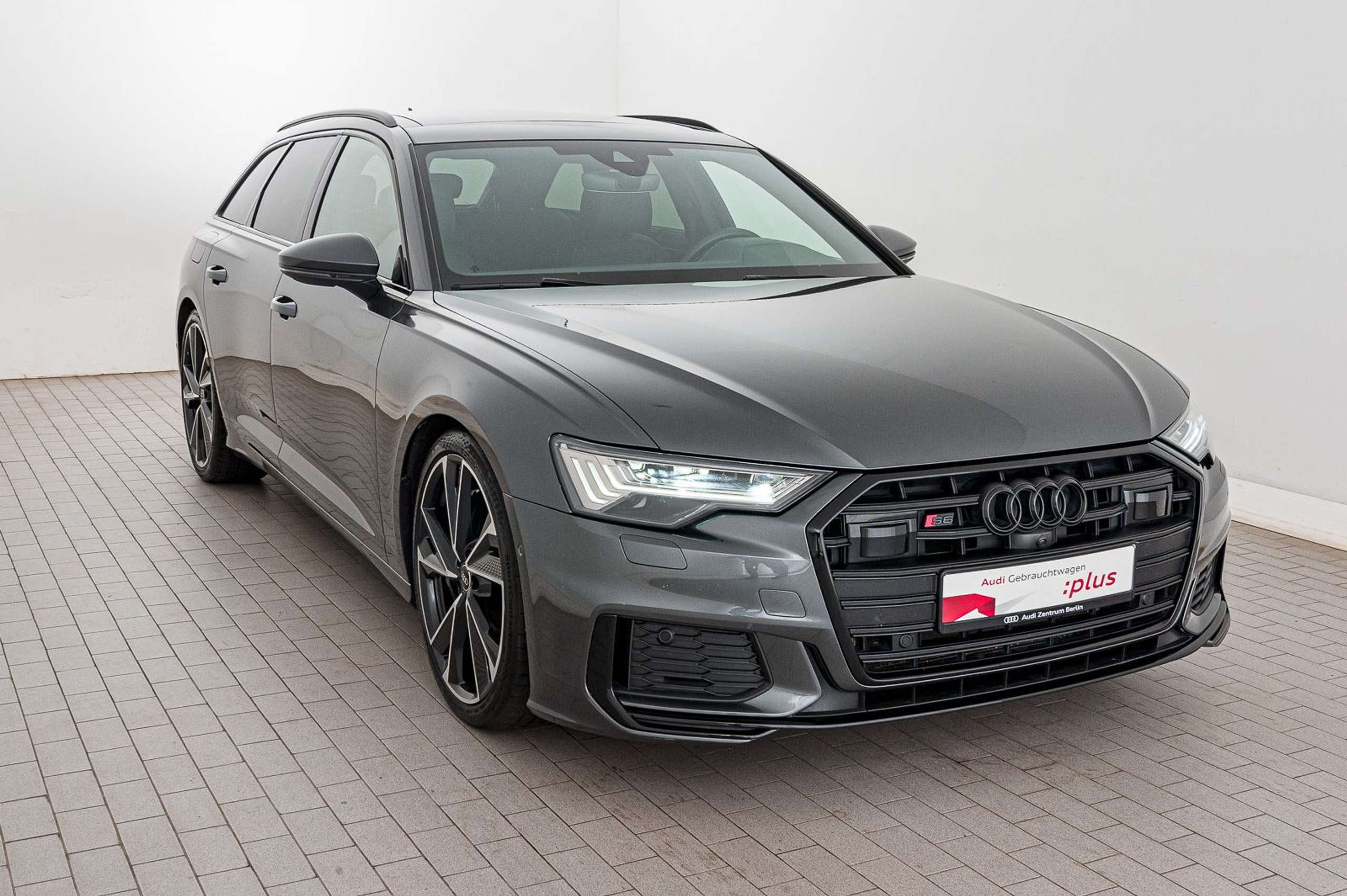 Audi - S6