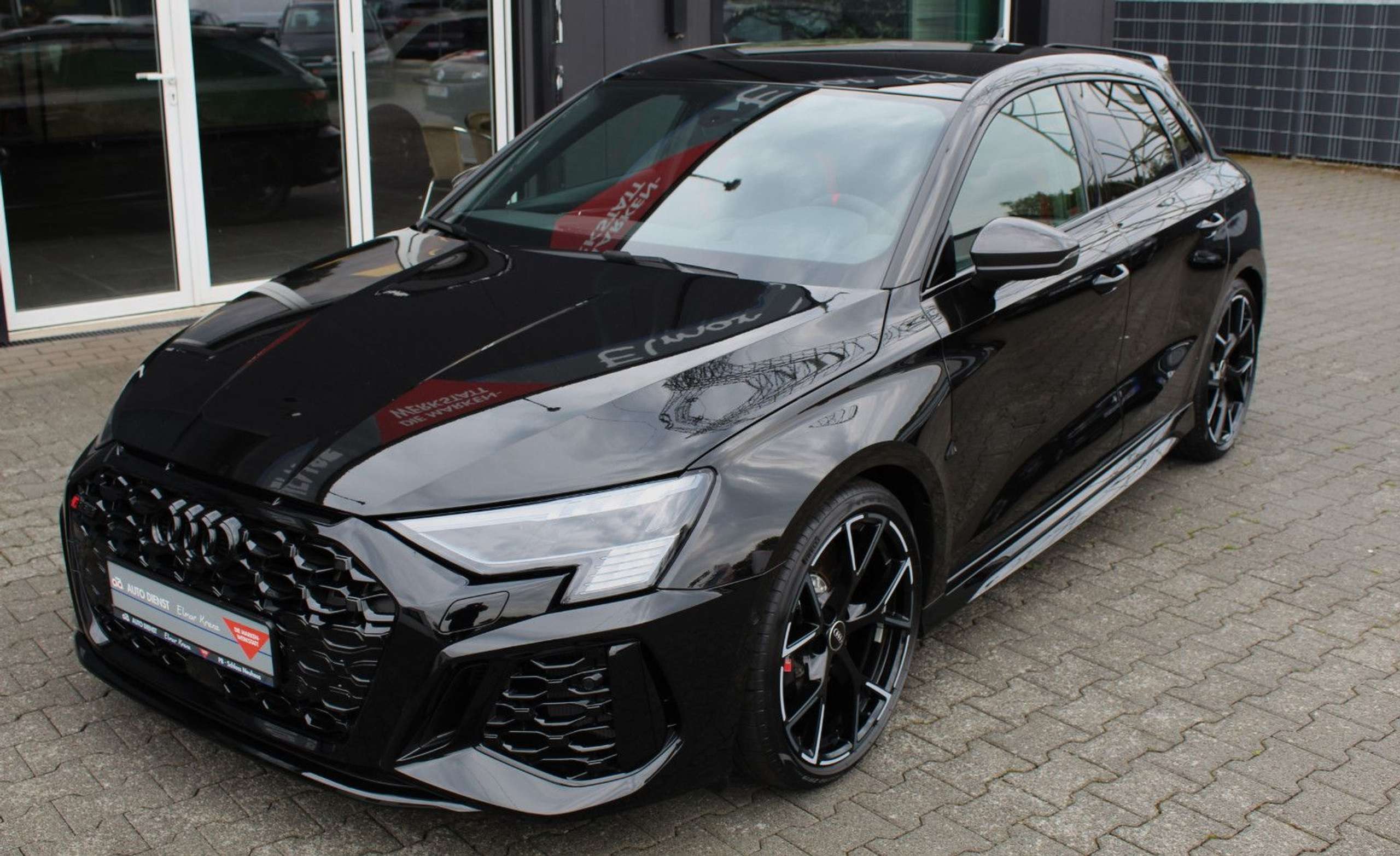 Audi - RS3