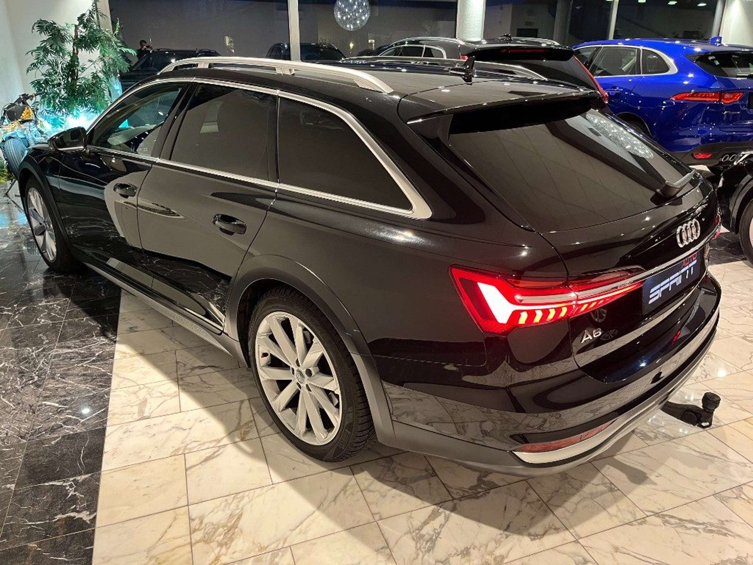 Audi - A6 allroad