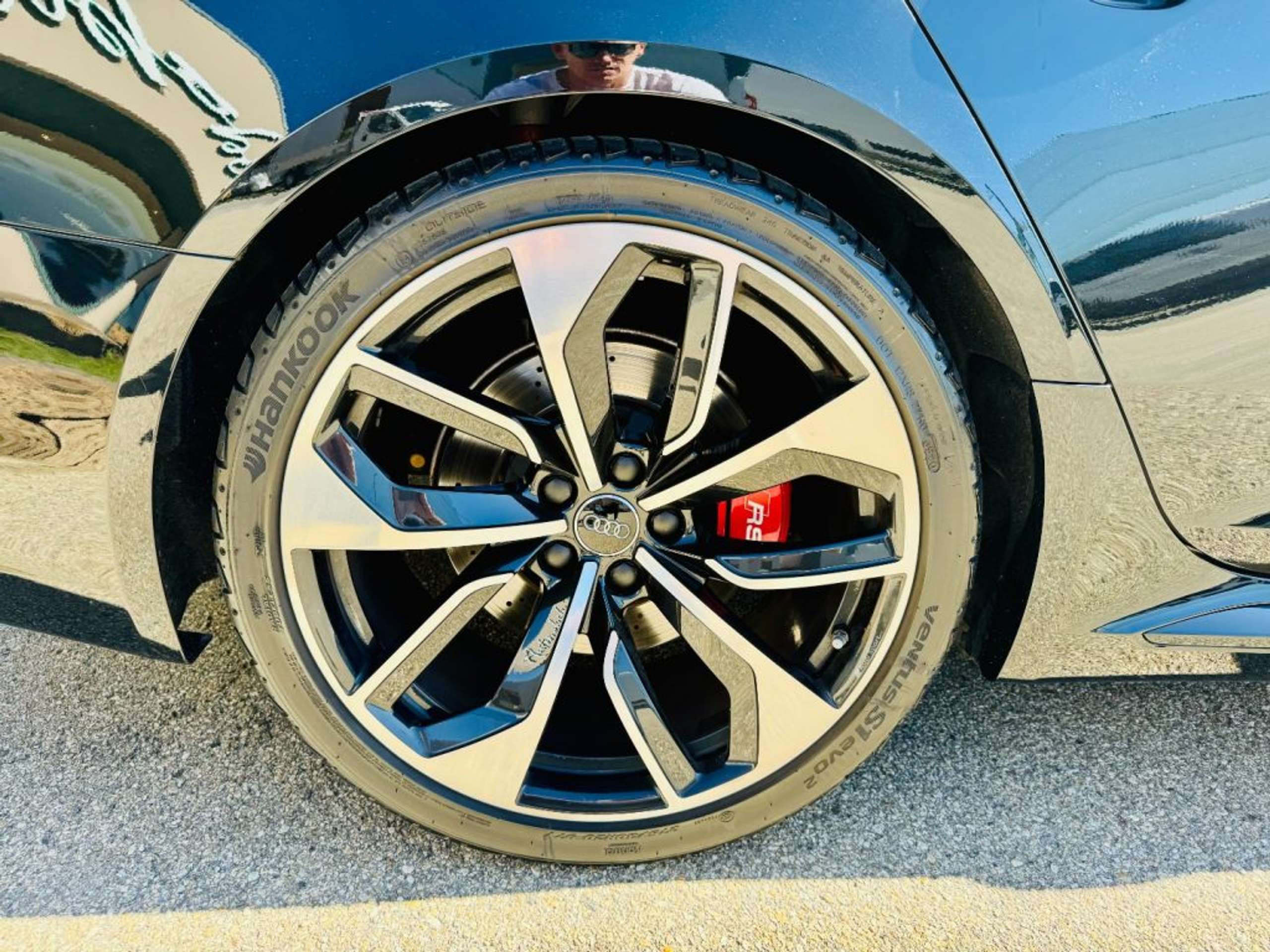 Audi - RS4