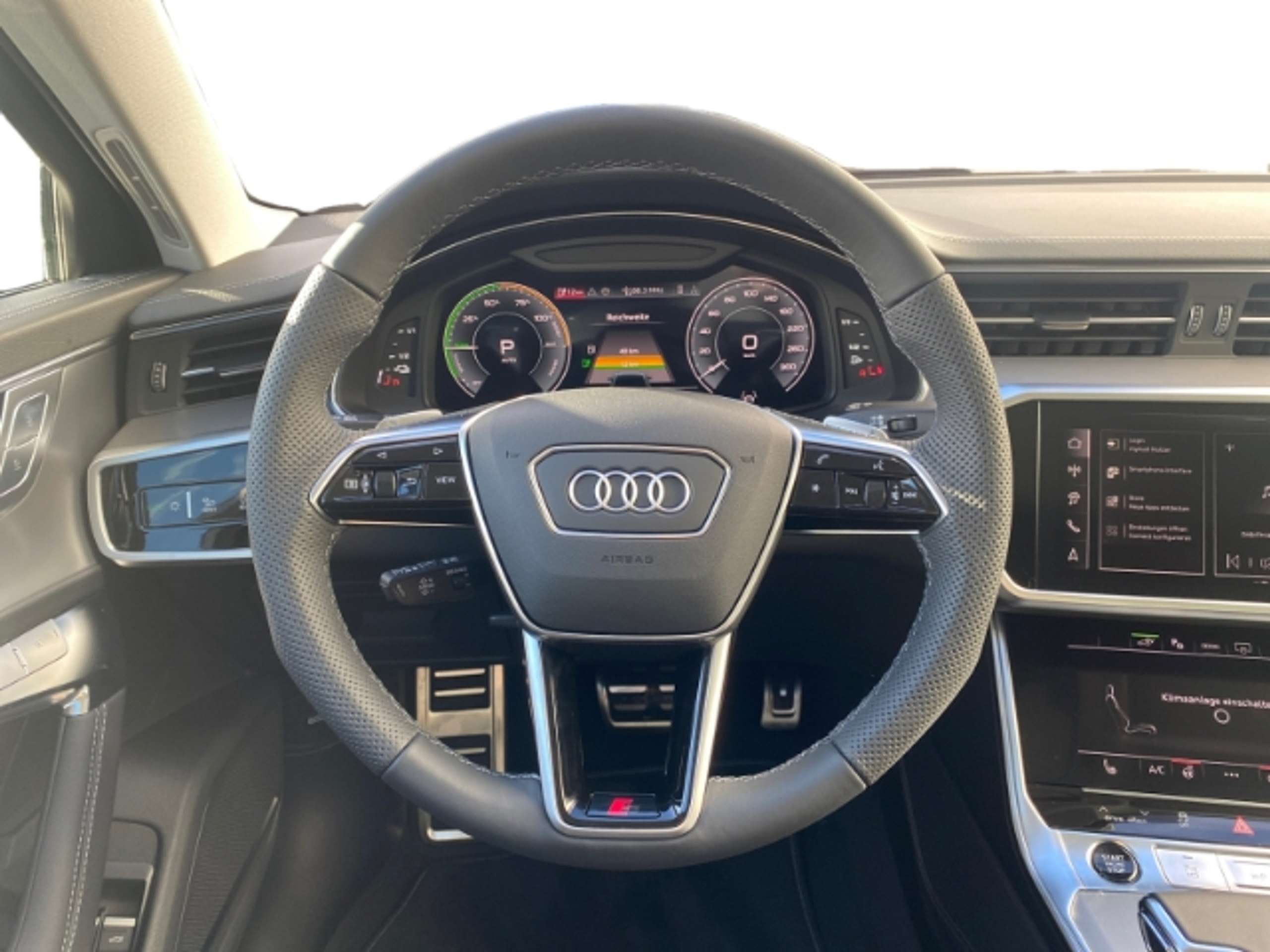 Audi - A6