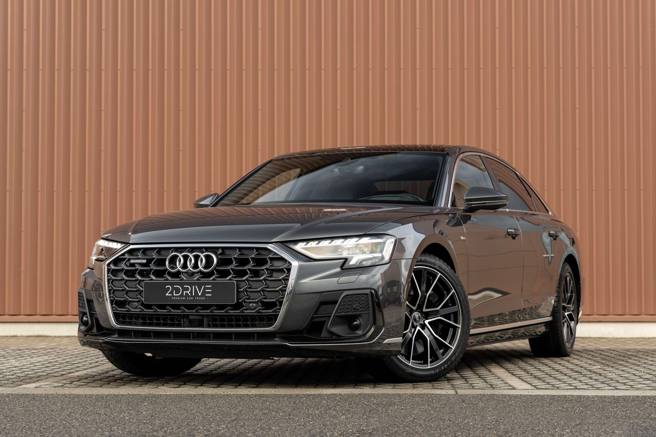 Audi - A8