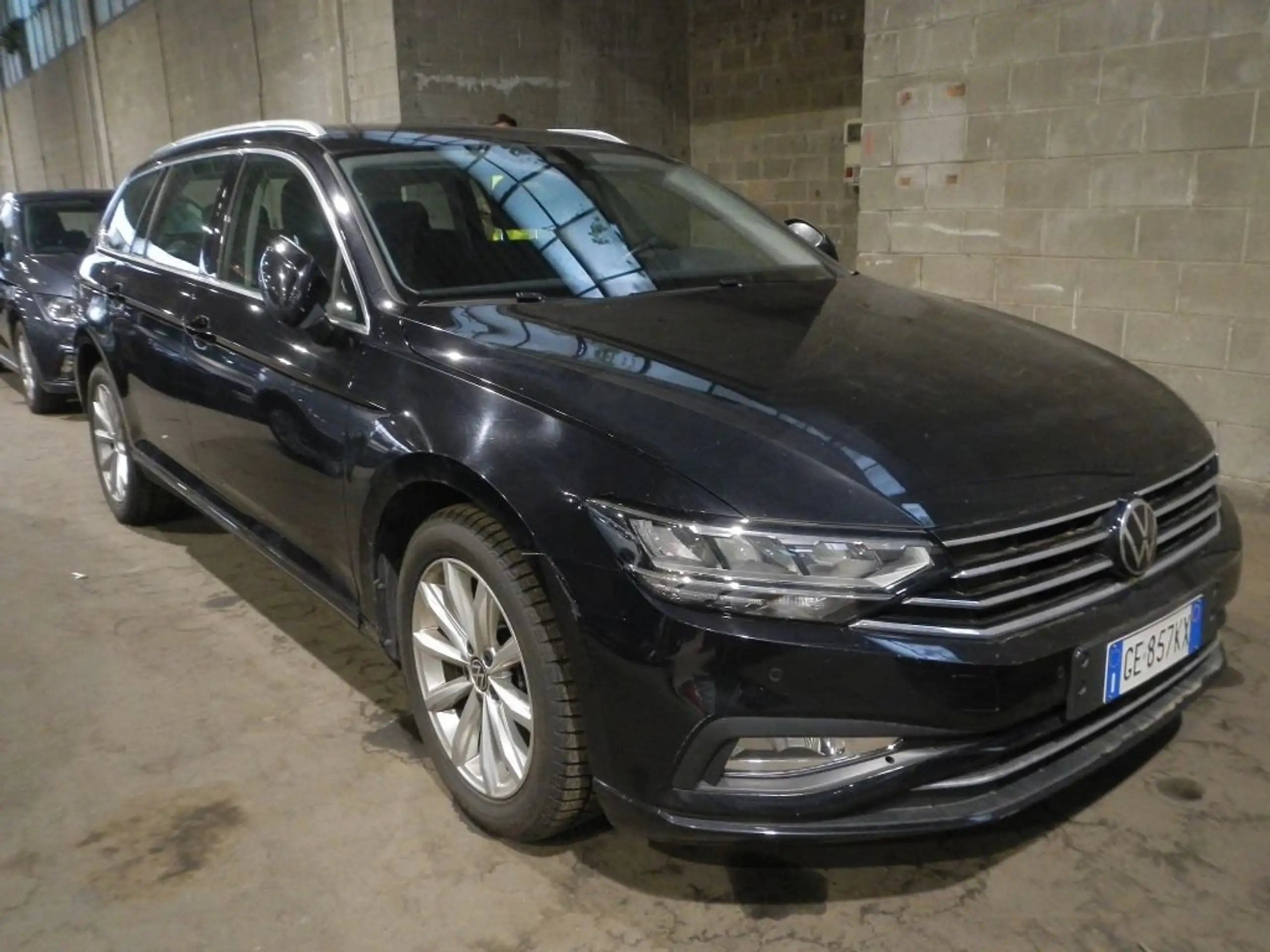 Volkswagen - Passat Variant