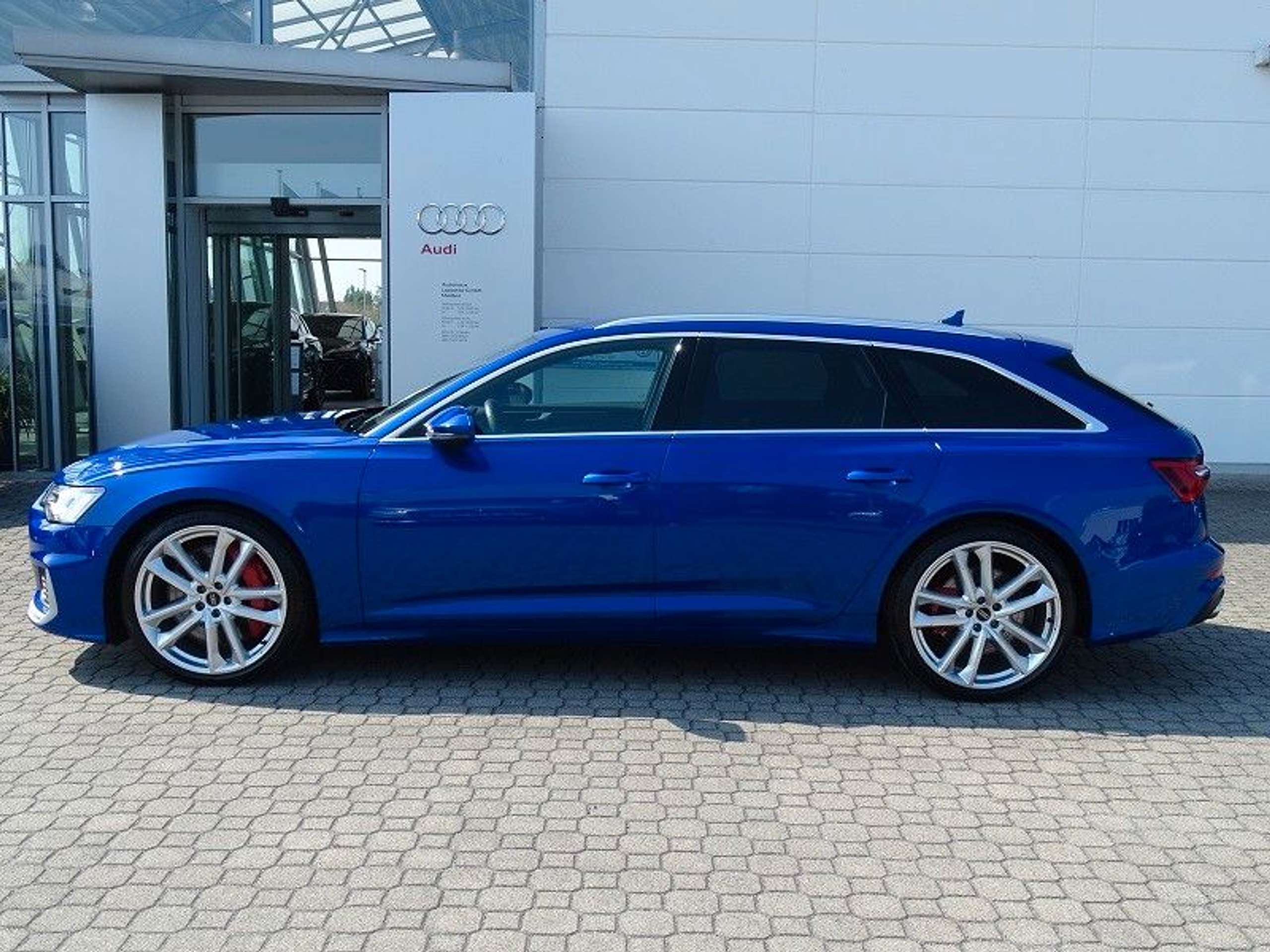 Audi - S6