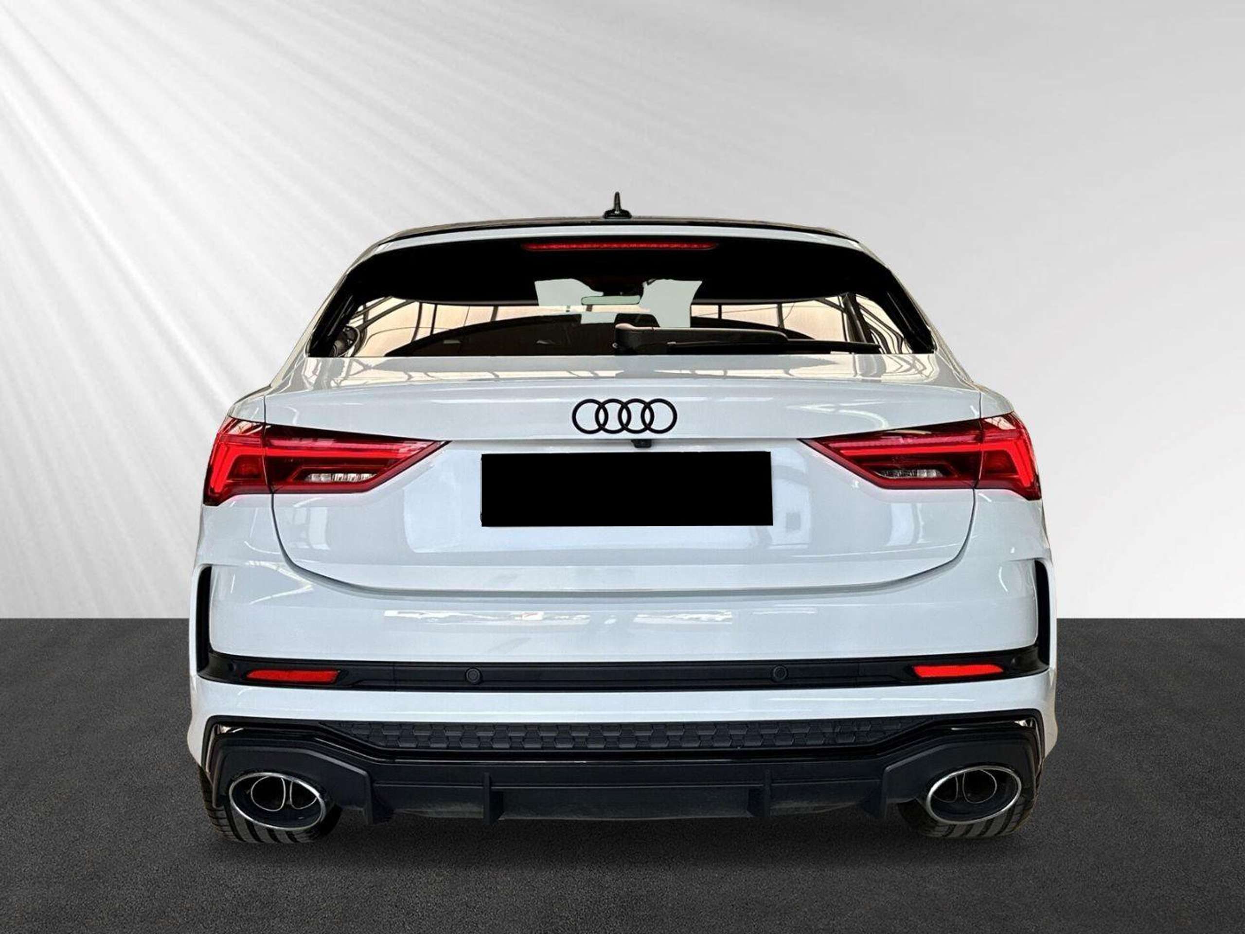 Audi - RS Q3