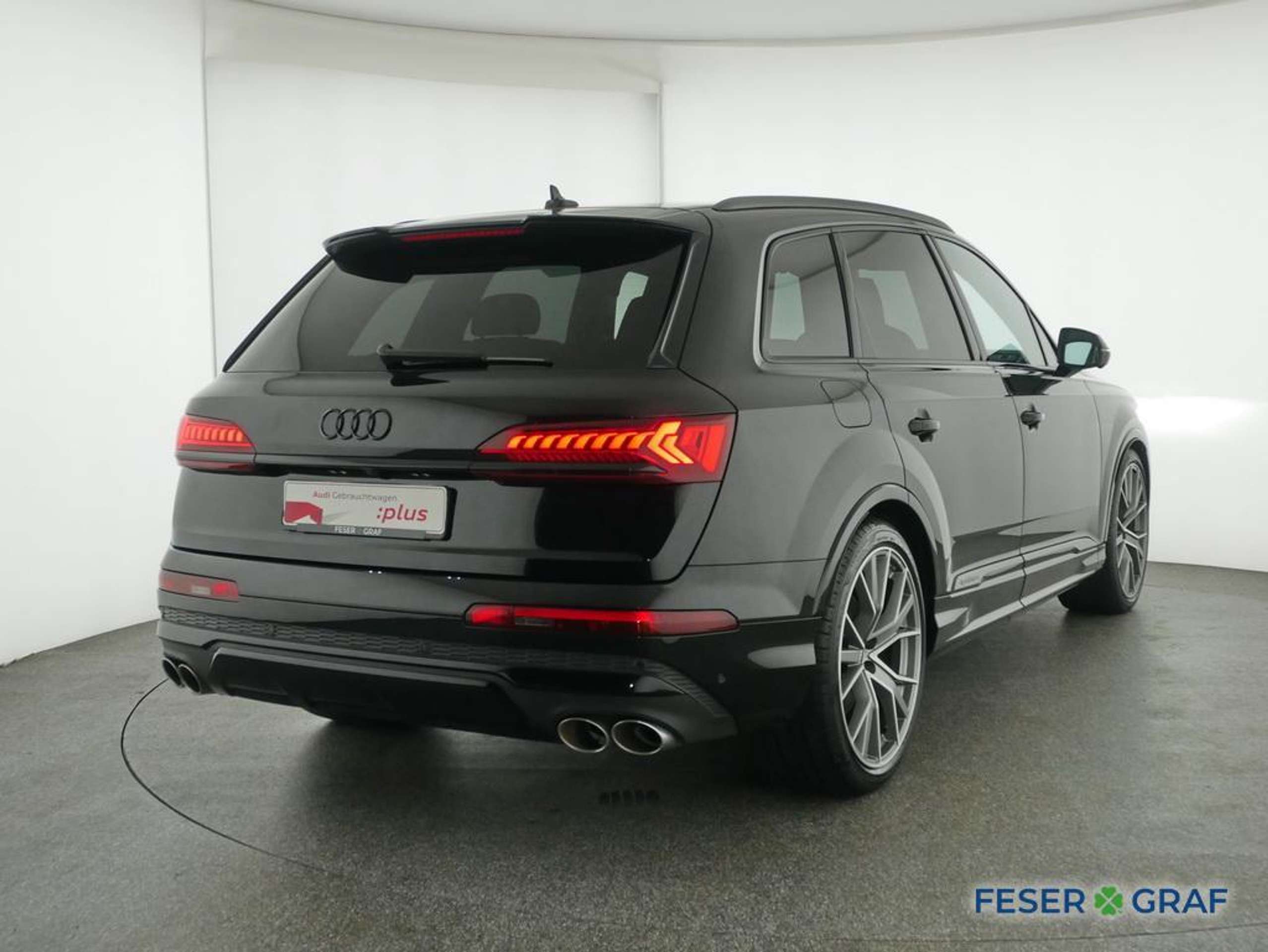 Audi - SQ7