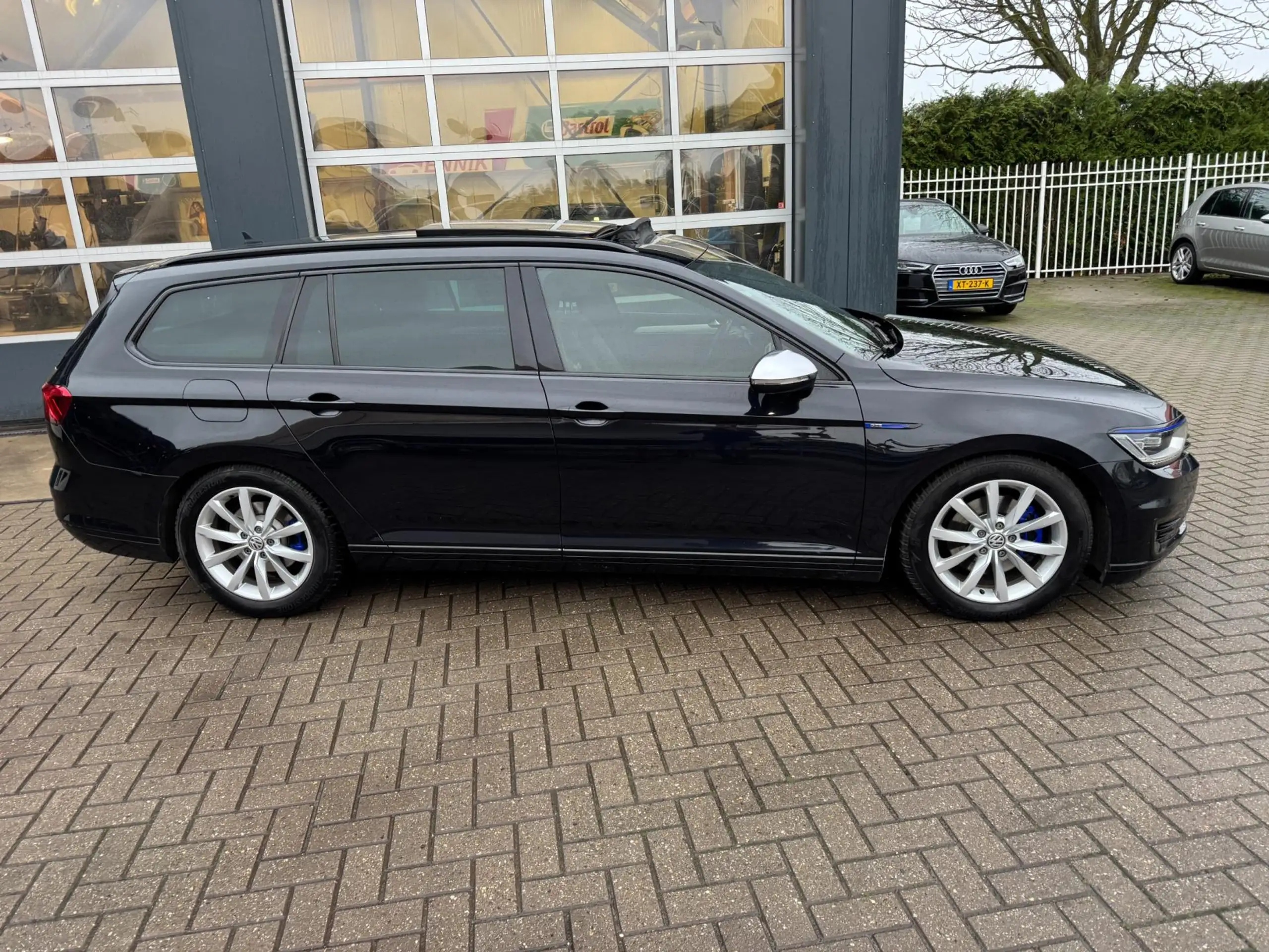 Volkswagen - Passat Variant