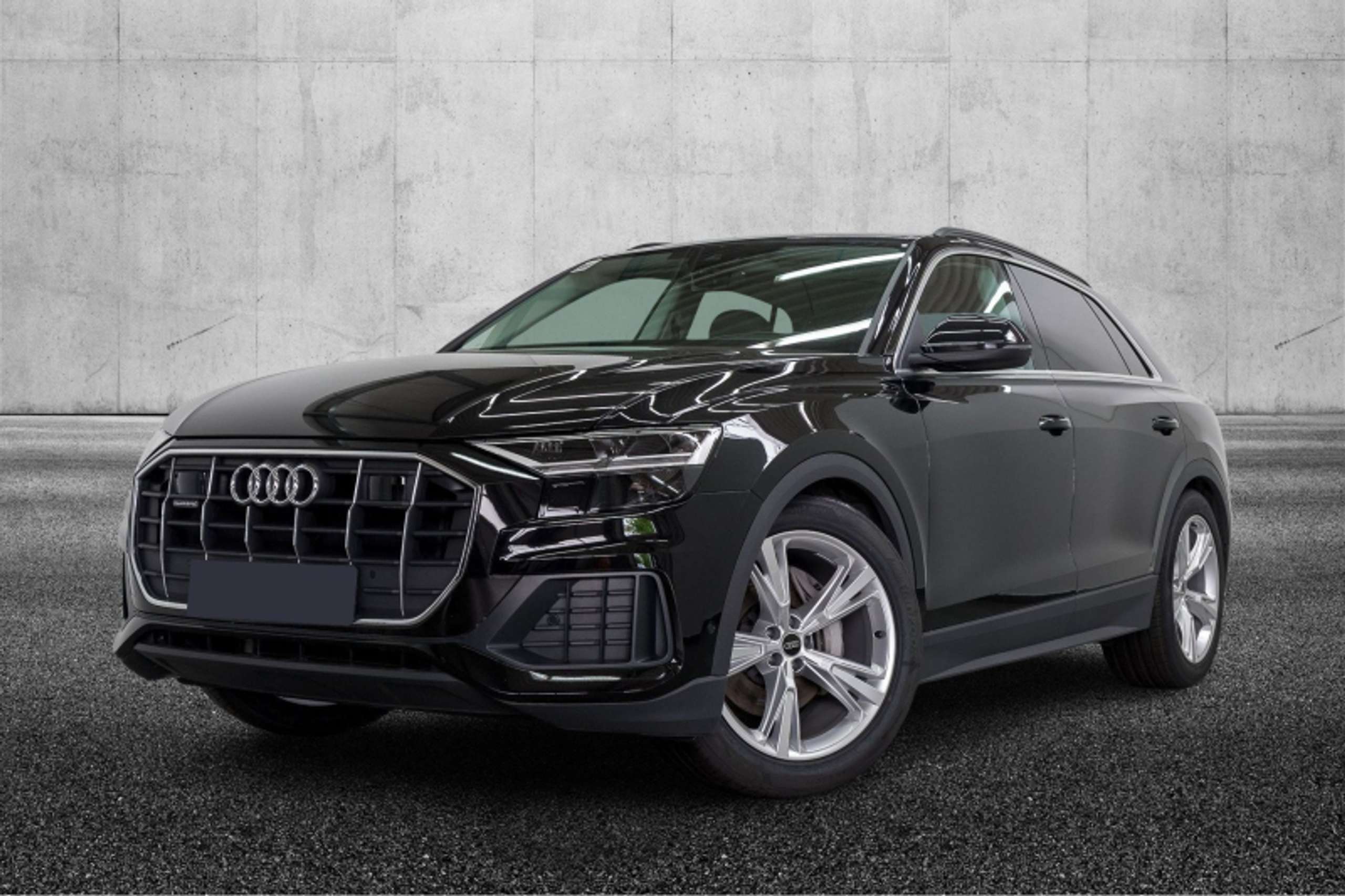 Audi - Q8