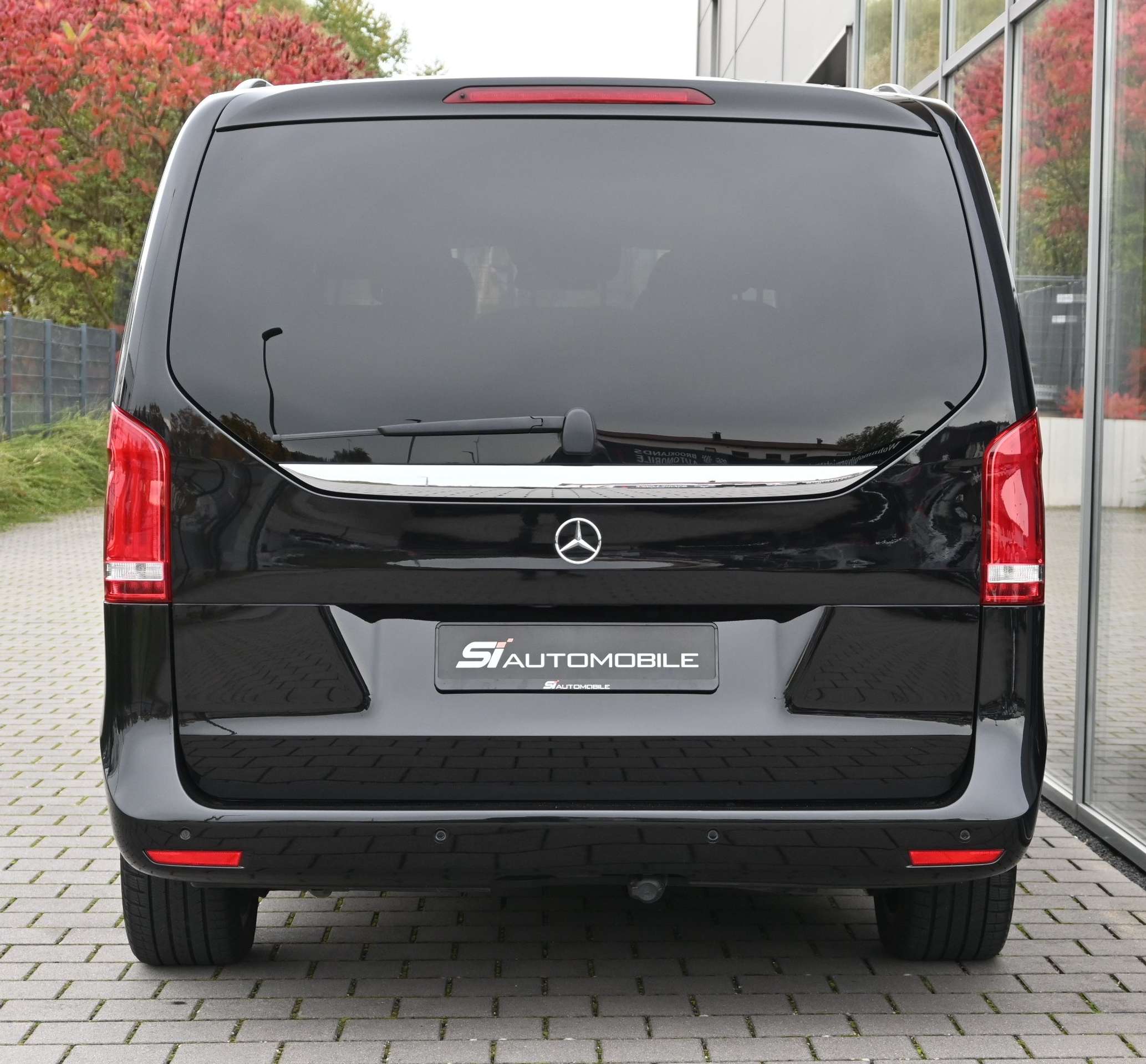 Mercedes-Benz - V 250