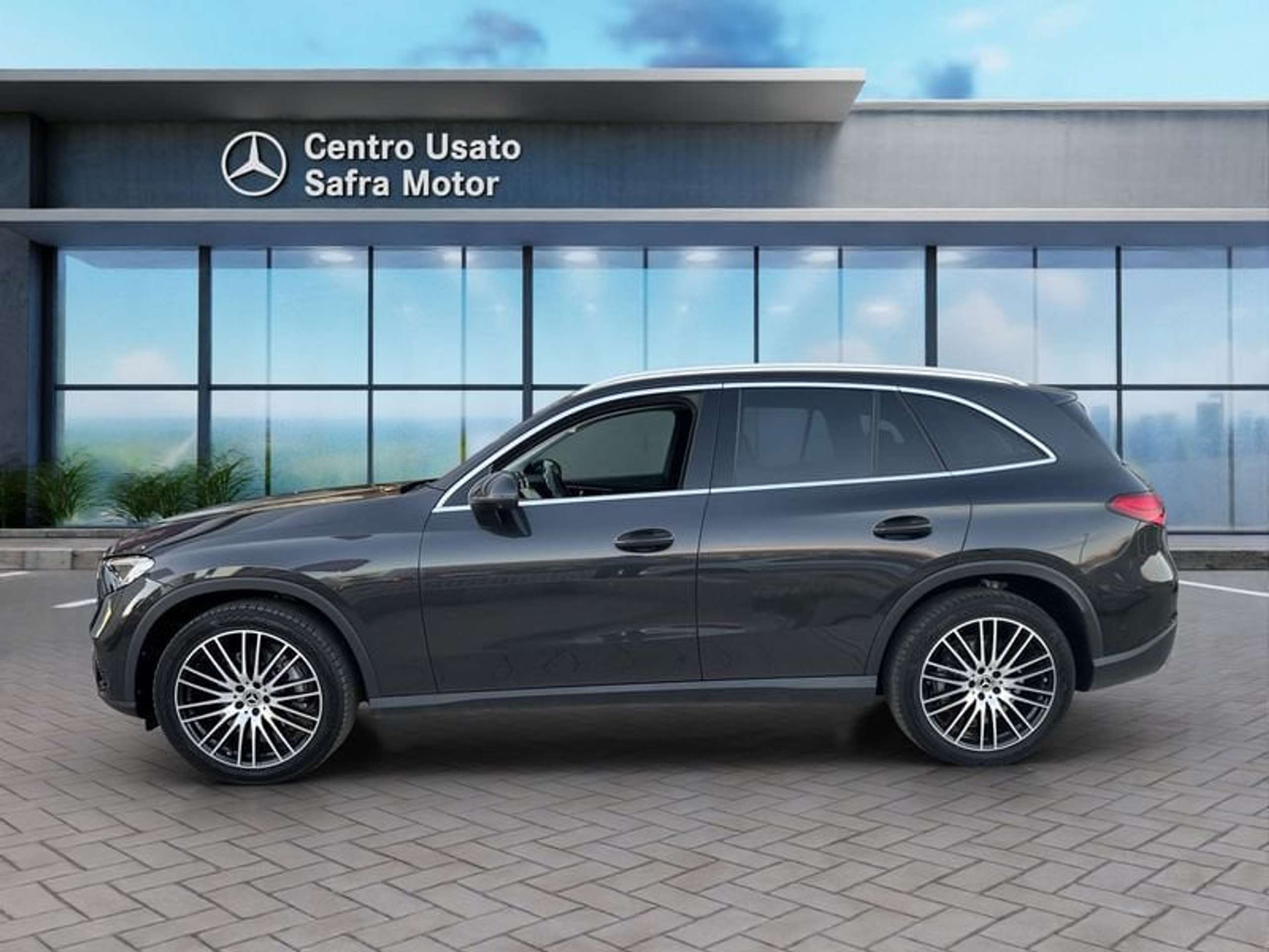 Mercedes-Benz - GLC 220