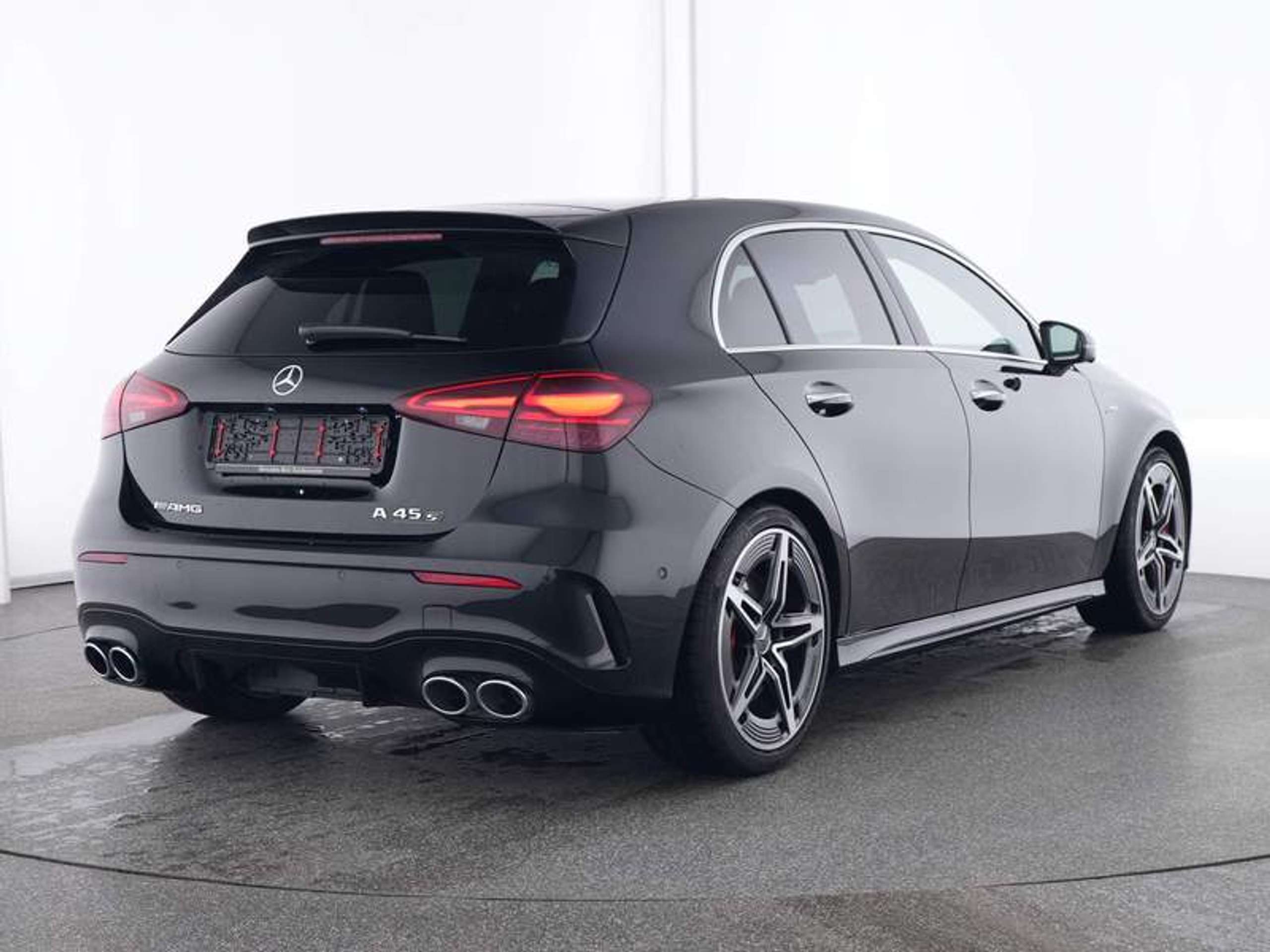 Mercedes-Benz - A 45 AMG