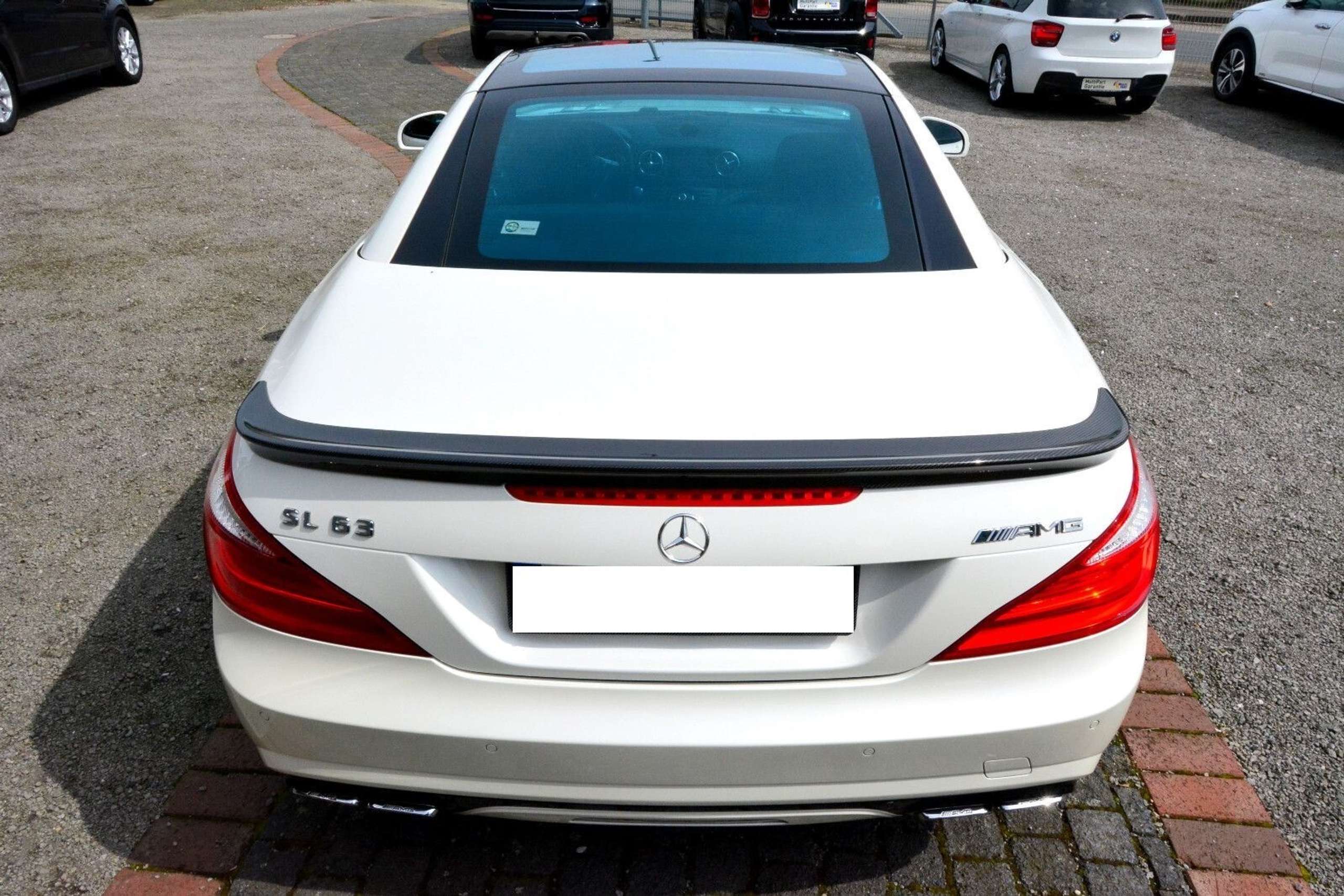 Mercedes-Benz - SL 63 AMG