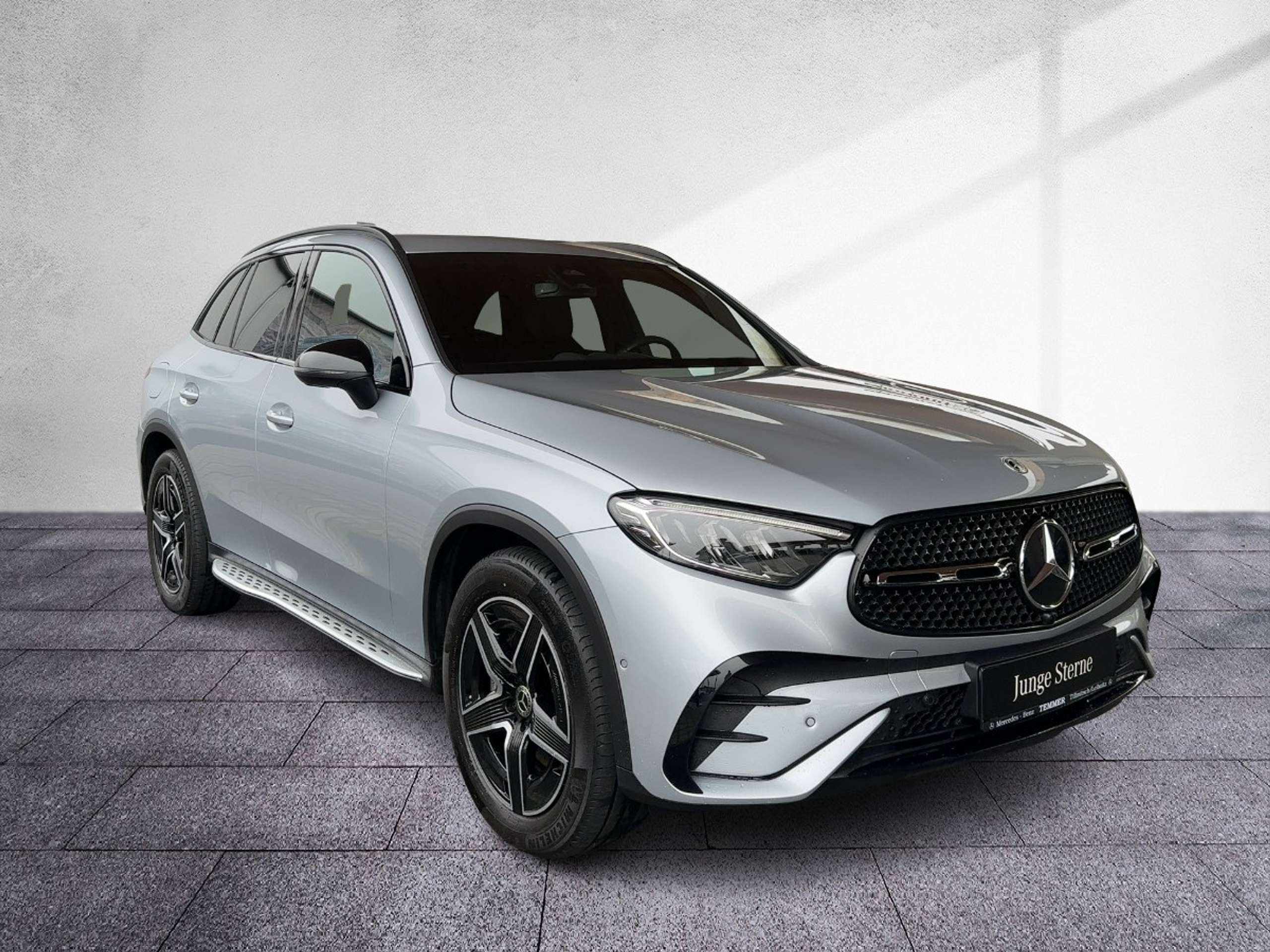 Mercedes-Benz - GLC 220