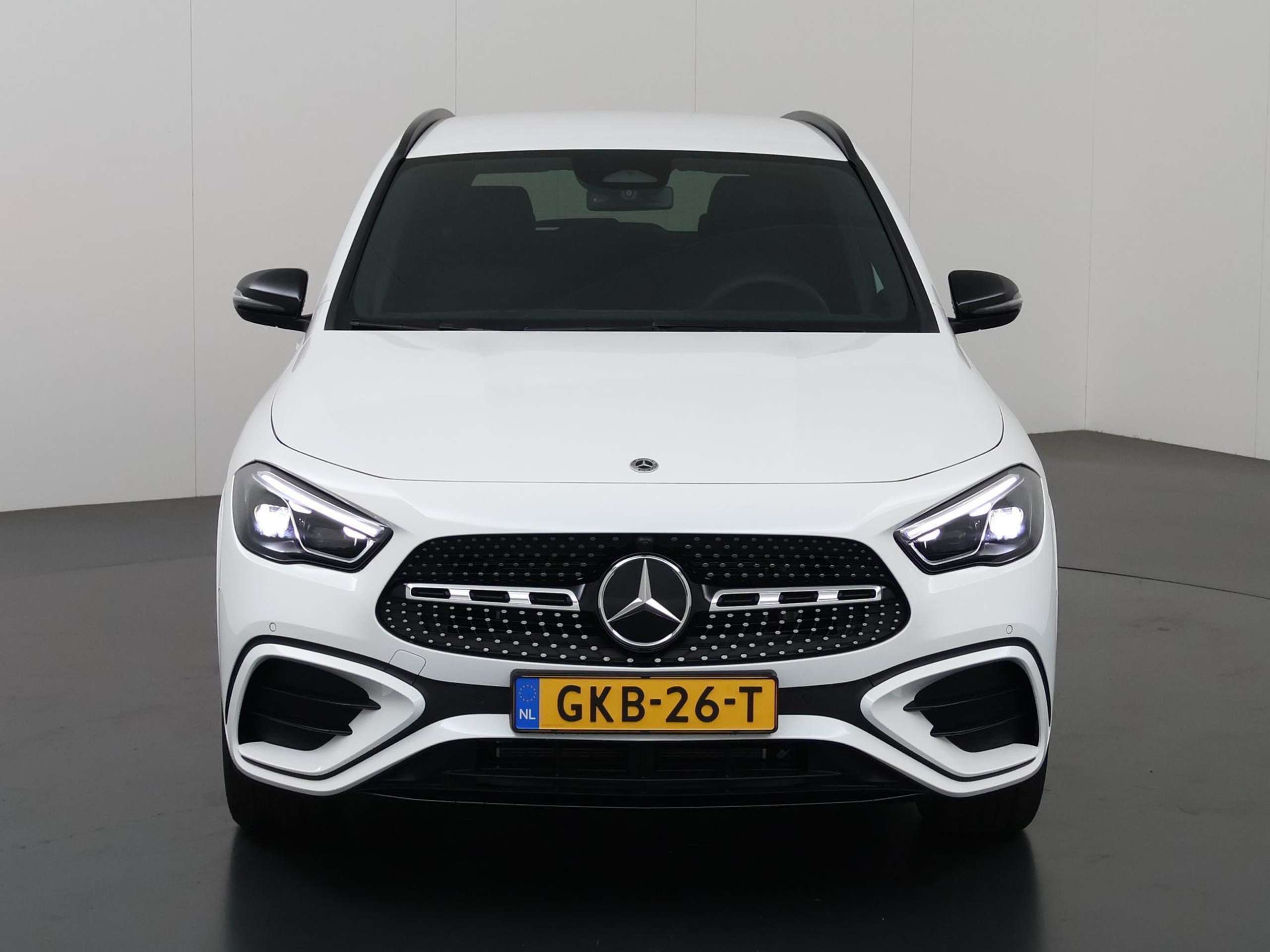 Mercedes-Benz - GLA 250