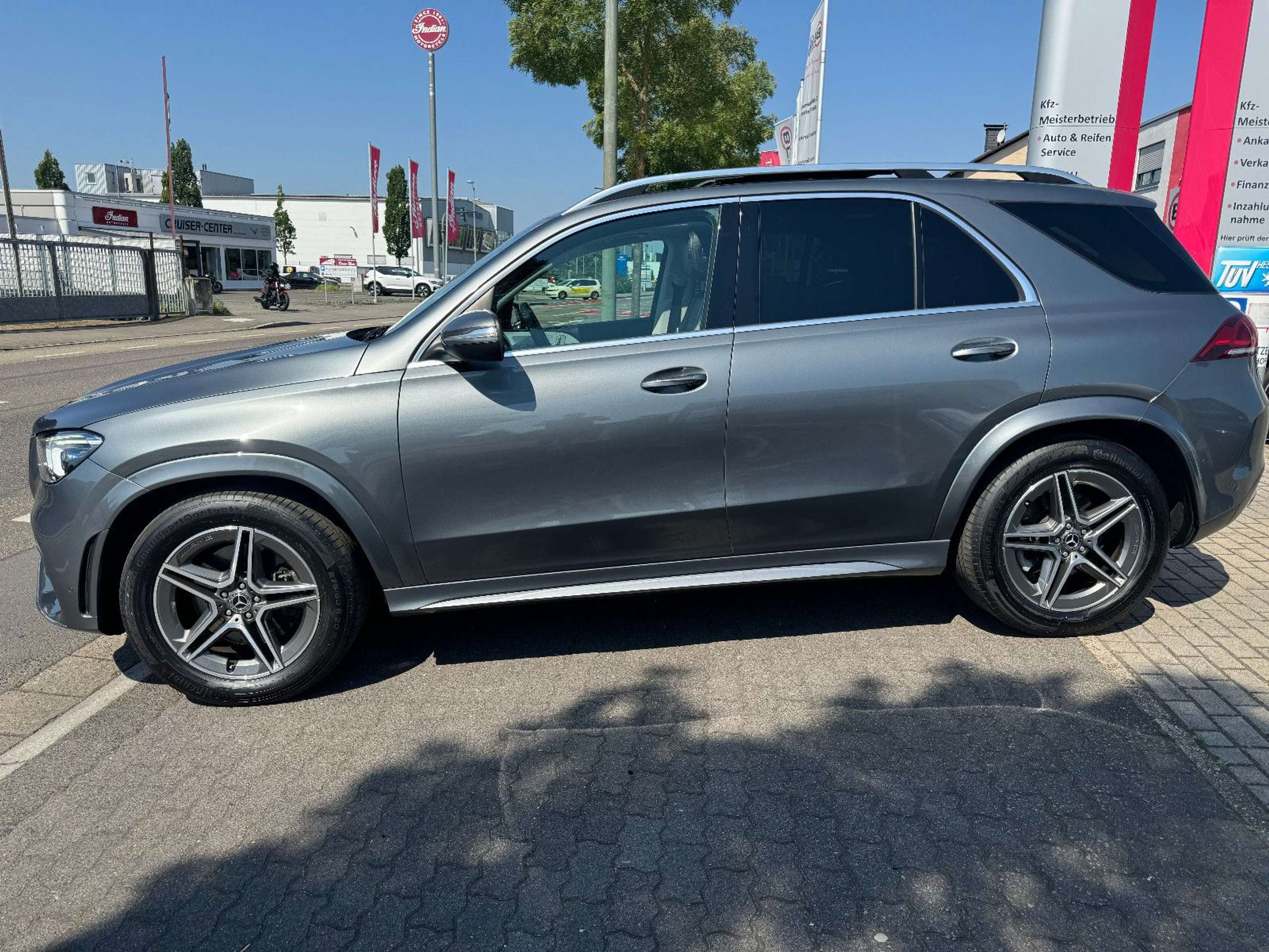 Mercedes-Benz - GLE 400