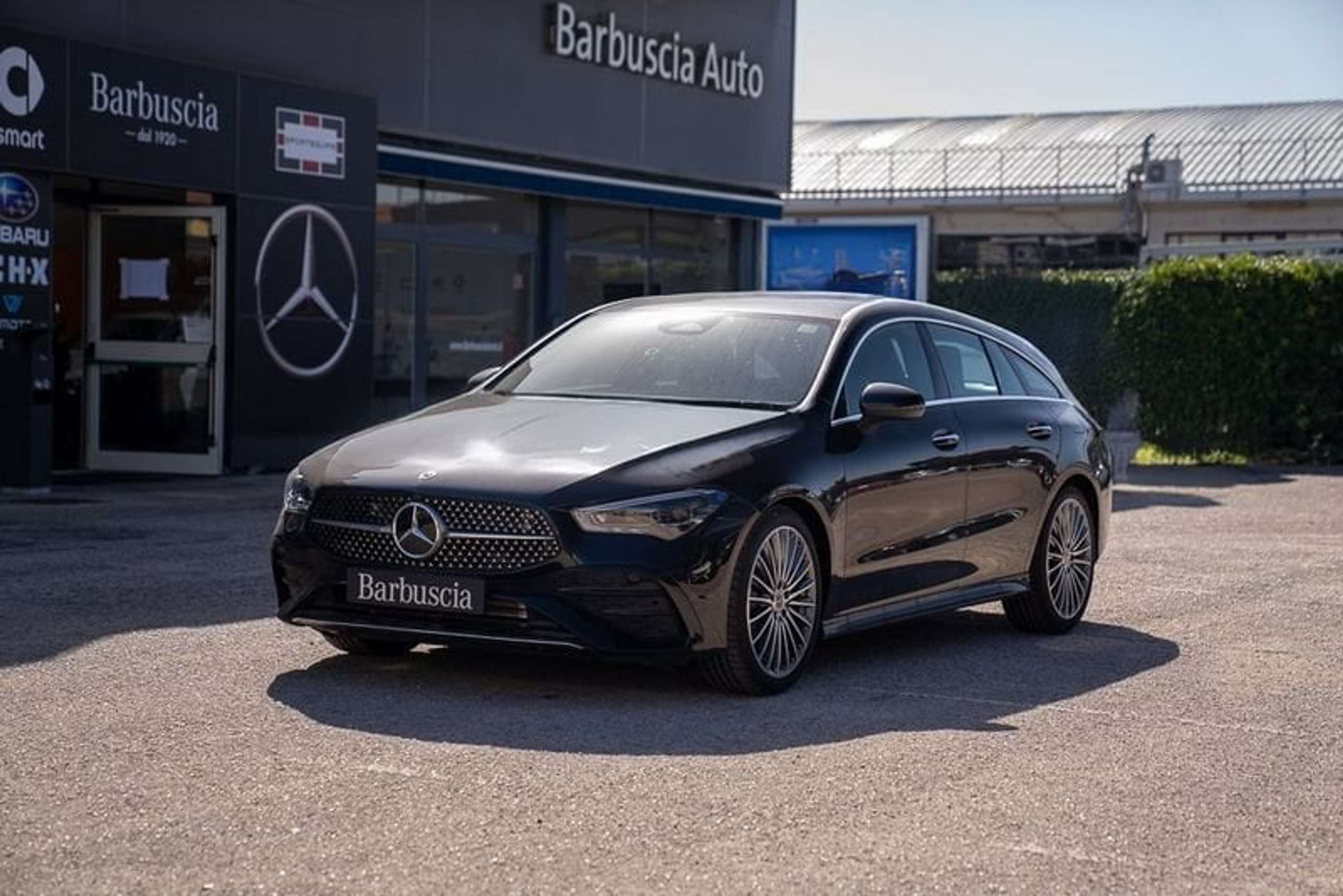 Mercedes-Benz - CLA 200