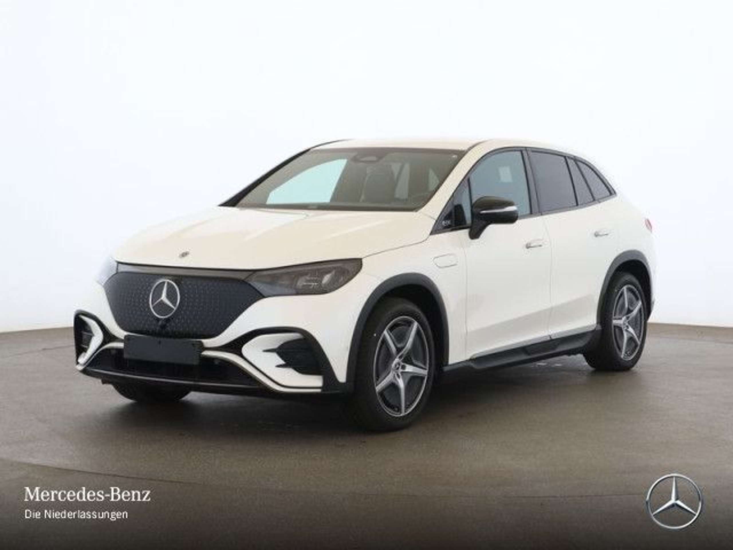 Mercedes-Benz - EQE SUV