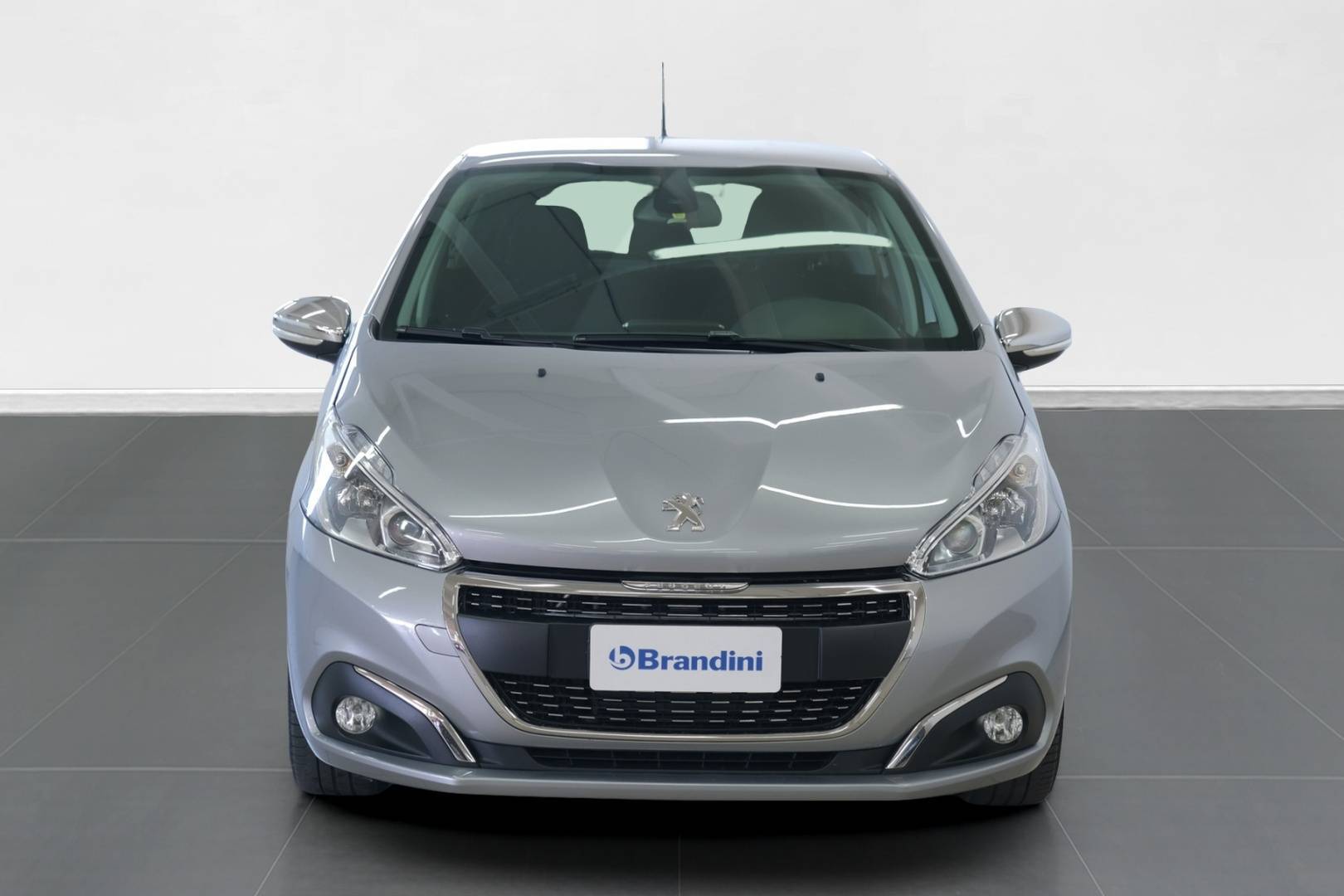 Peugeot - 208