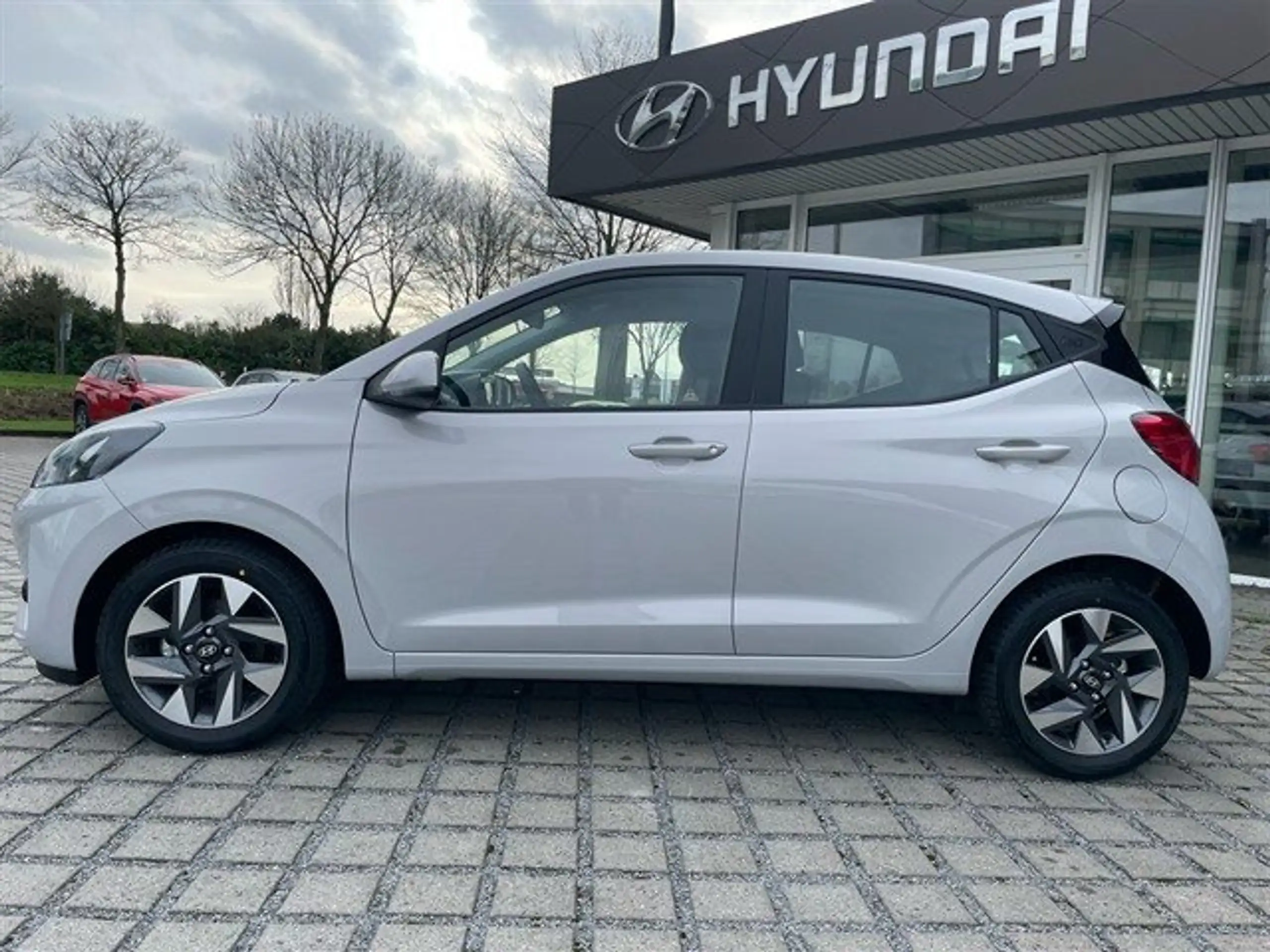 Hyundai - i10