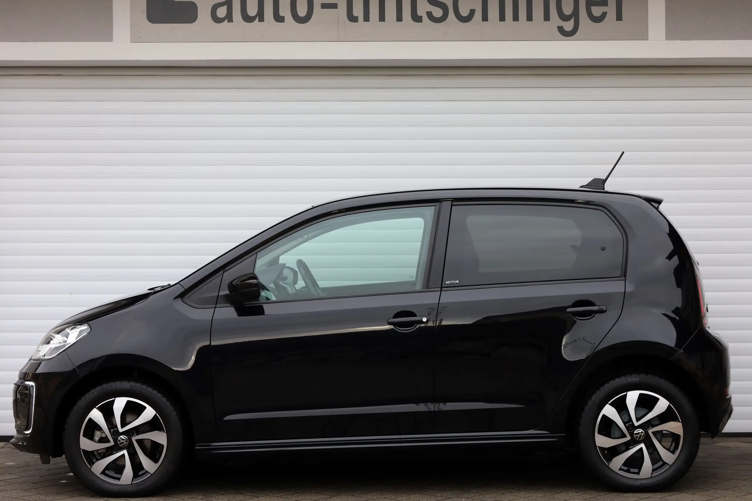 Volkswagen - up!